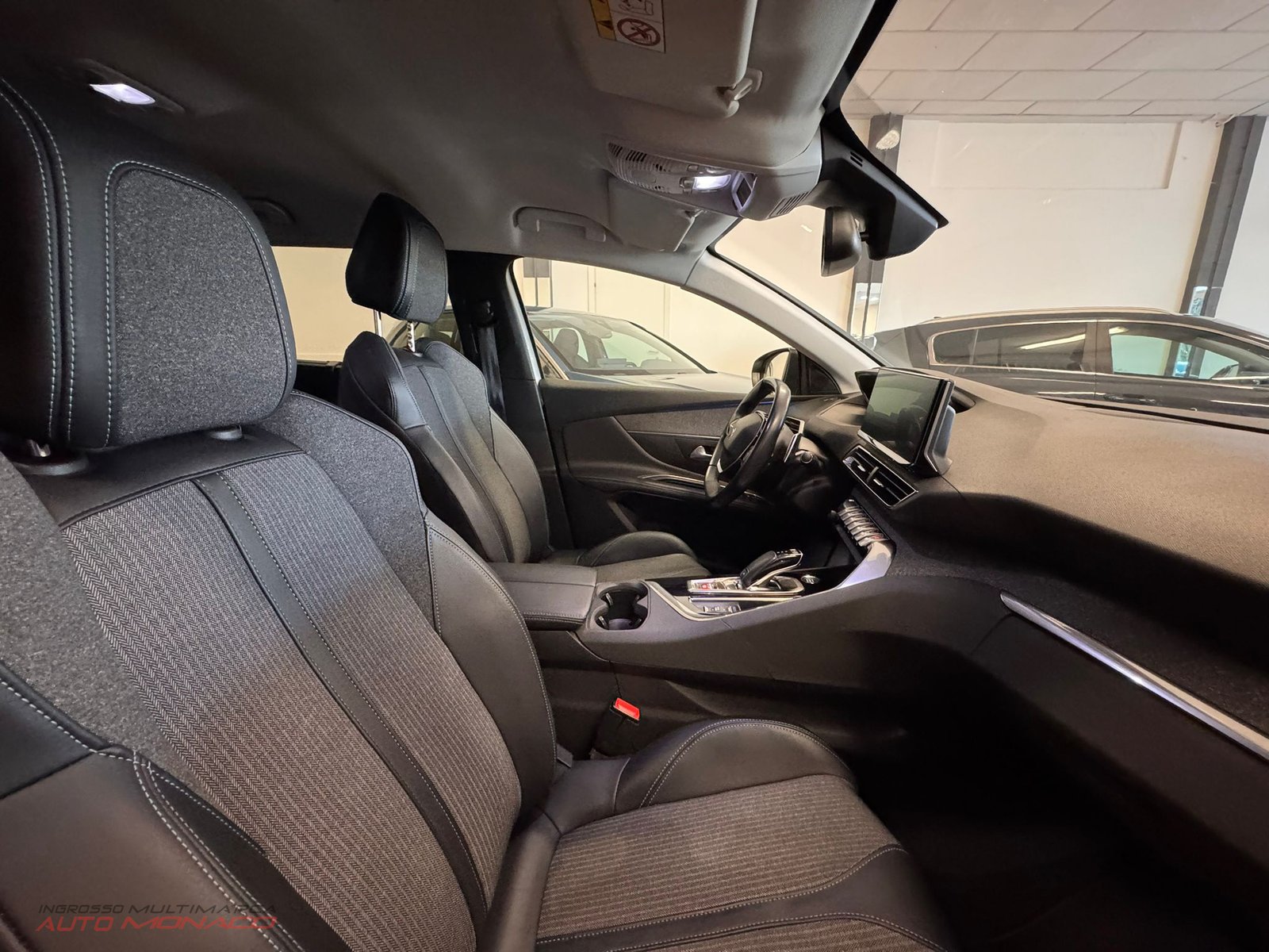 Peugeot 5008 BlueHDi 130cv EAT8 Allure 2022