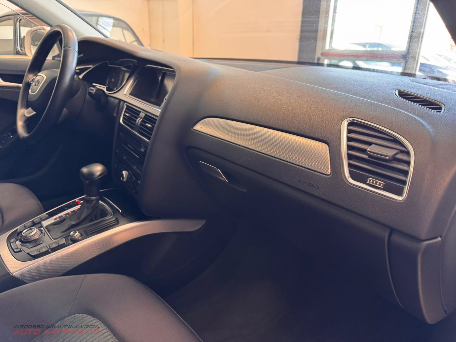 Audi A4 Avant 2.0 TDI 143CV 2012