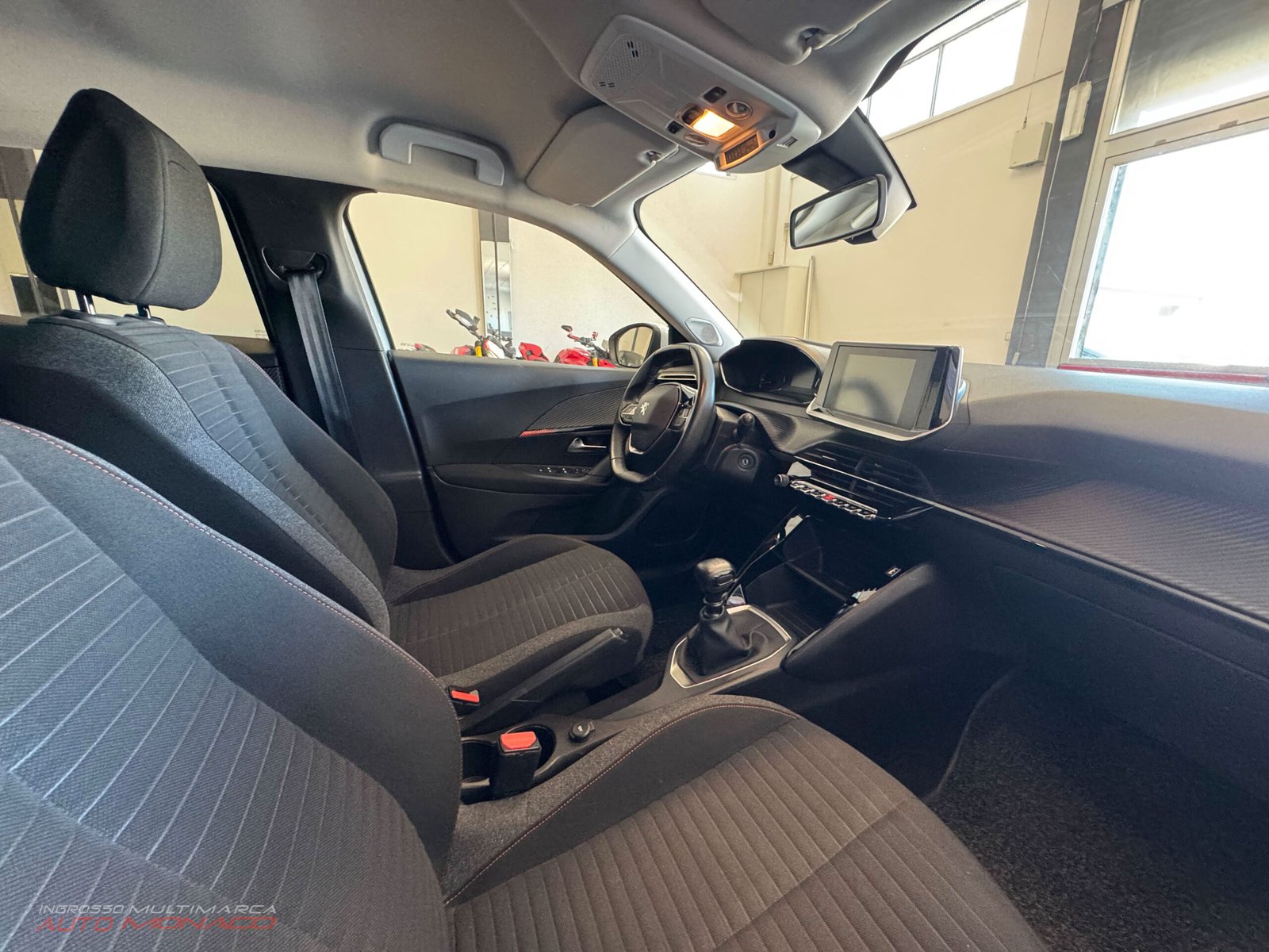 Peugeot 2008 Active 100cv 12/2020