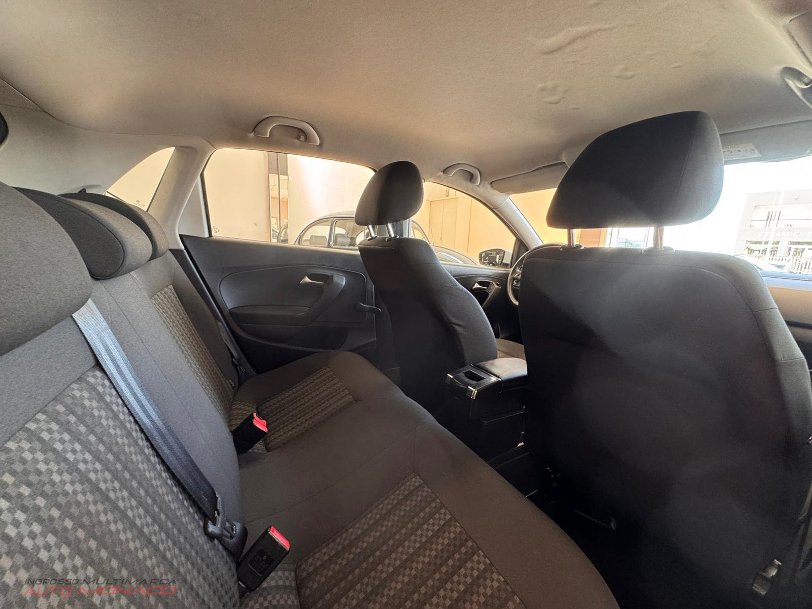 Volkswagen Polo 1.4 TDI 75cv 2015