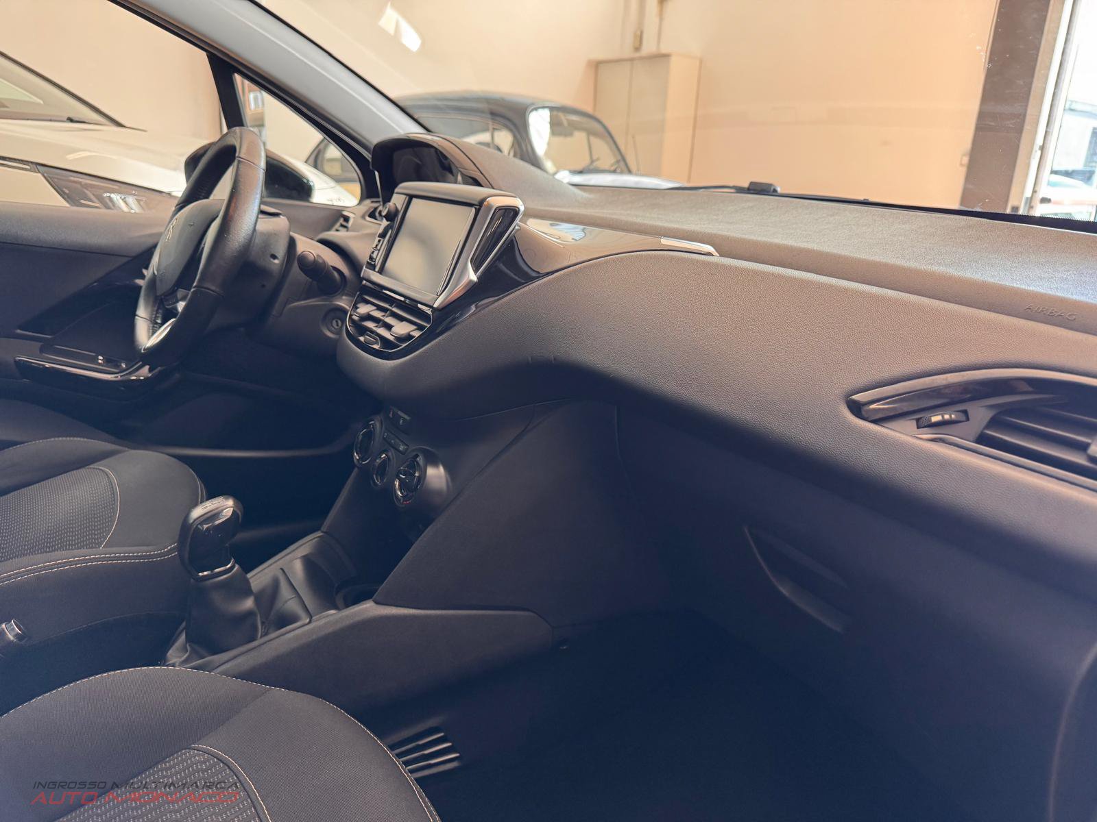 Peugeot 208 BlueHDi 75cv Active 2018