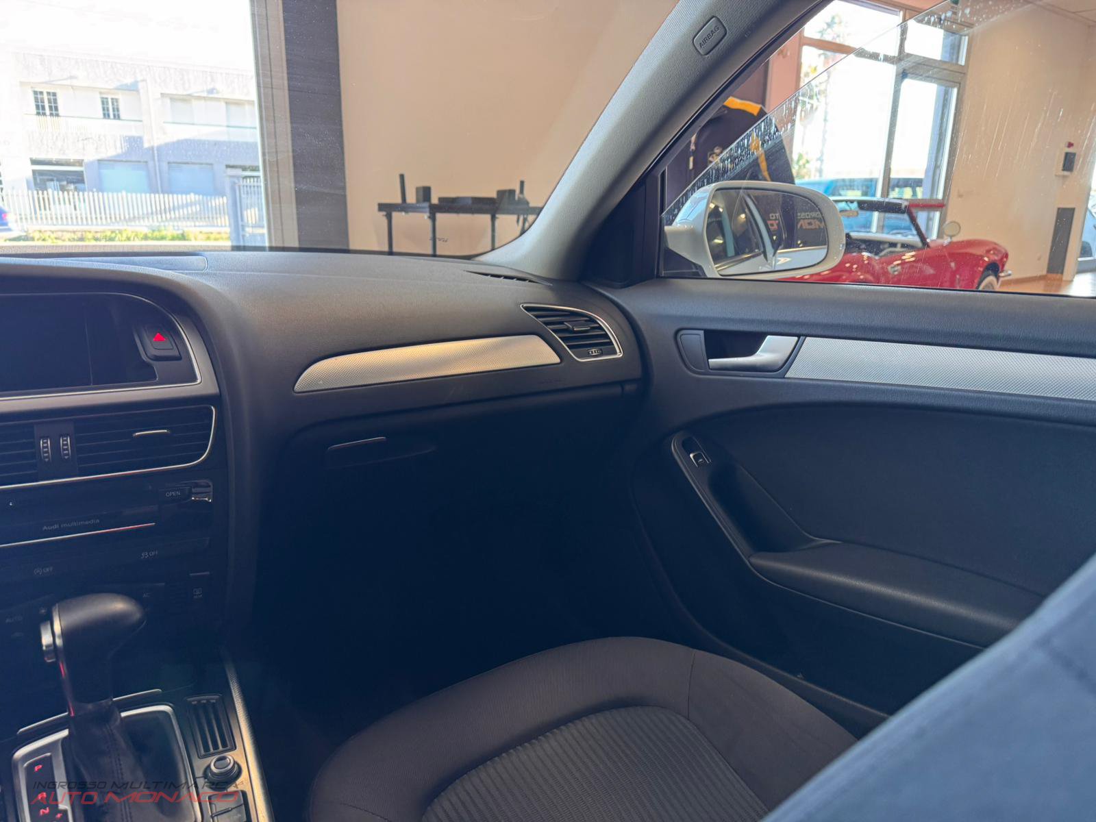 Audi A4 Avant 2.0 TDI 143CV 2012