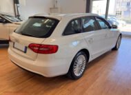 Audi A4 Avant 2.0 TDI 143CV 2012