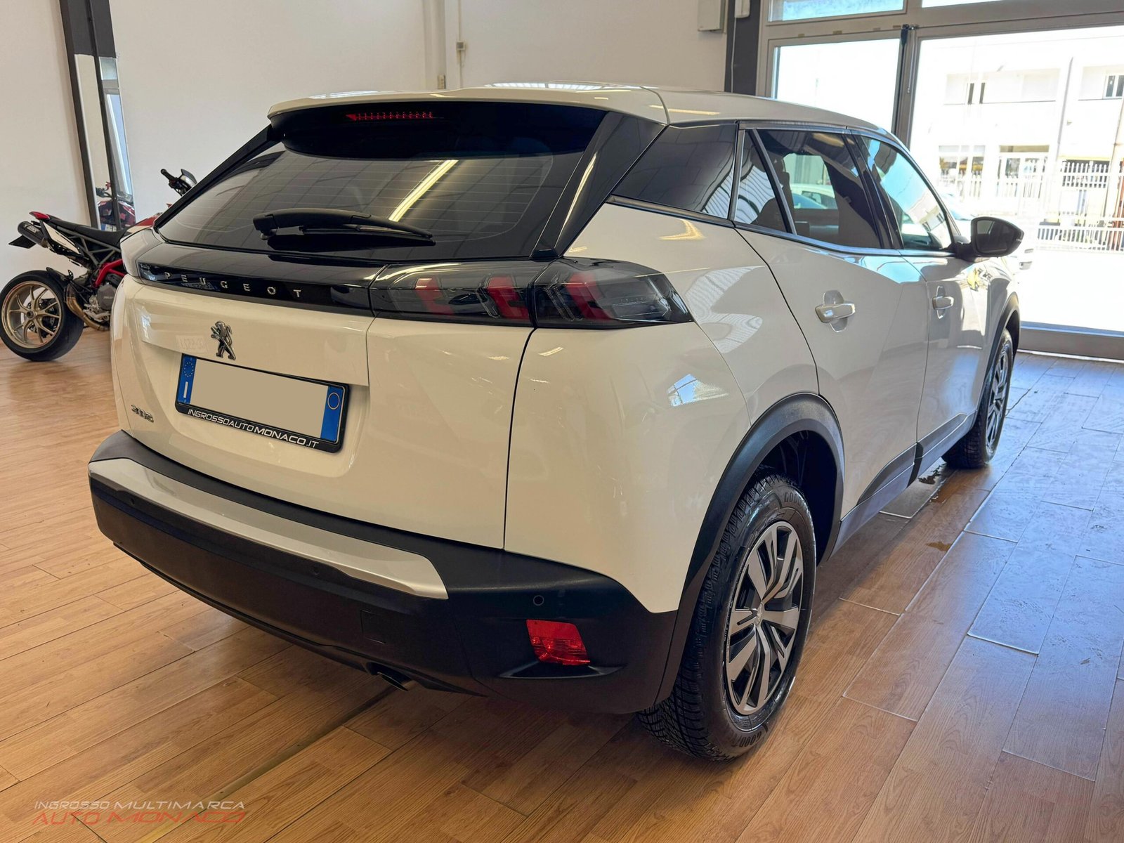 Peugeot 2008 Active 100cv 12/2020