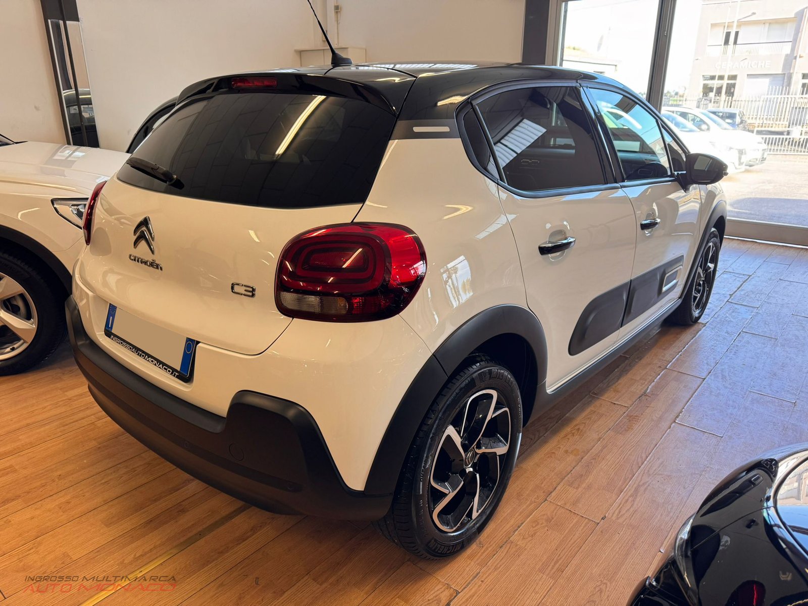 Citroen C3 PureTech 83cv Shine 2022