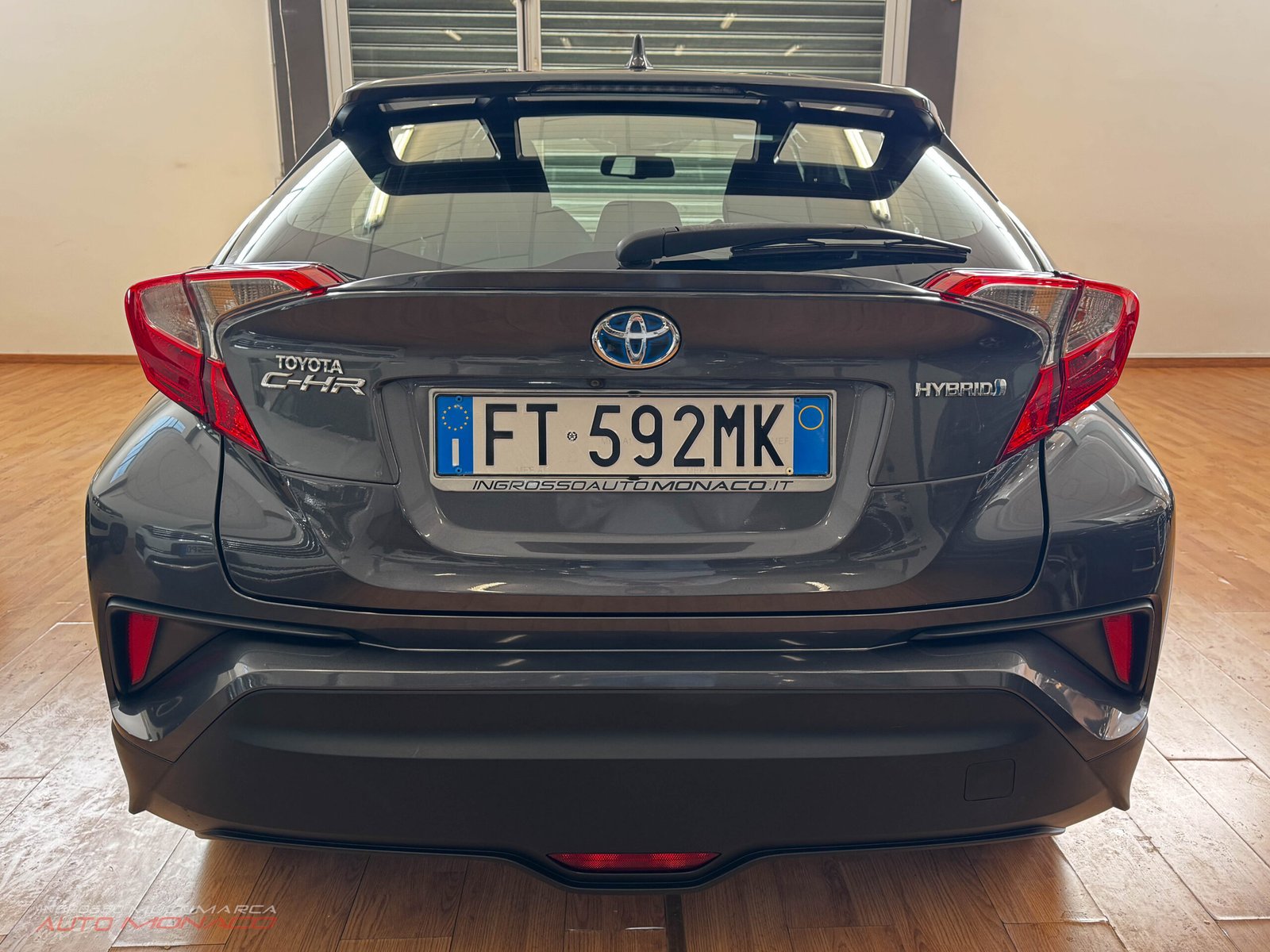 Toyota C-HR 1.8 Hybrid E-CVT