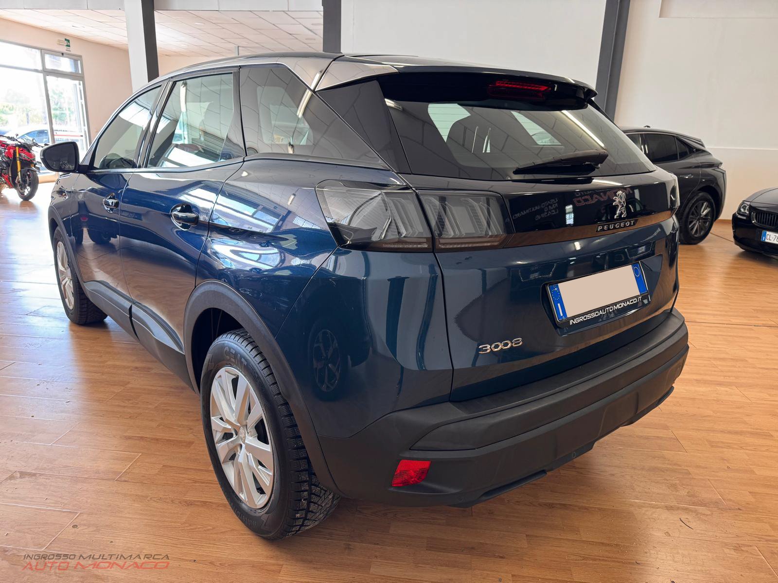 Peugeot 3008 BlueHDi 130cv EAT8 2021