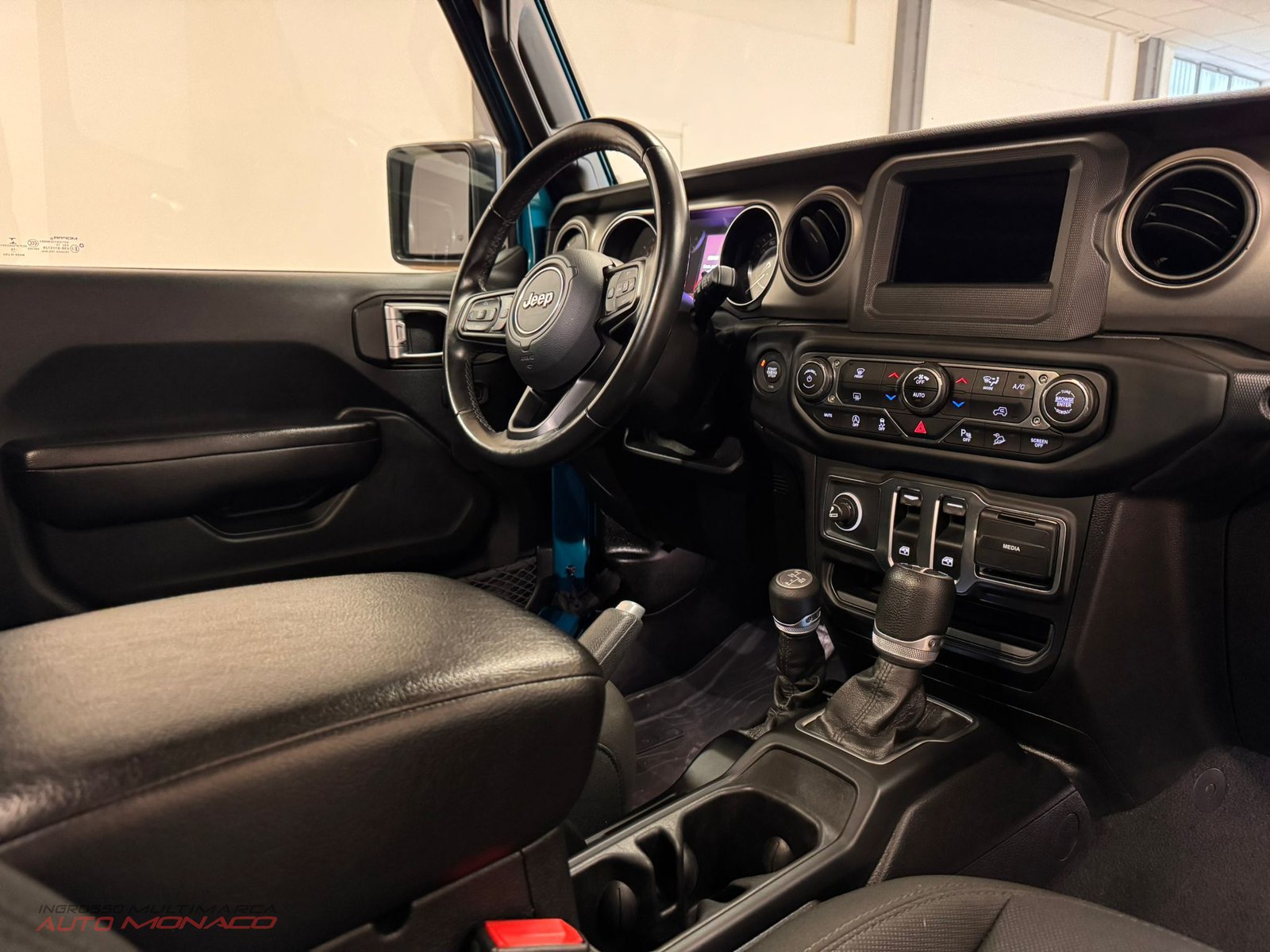 Jeep Wrangler JL – 2.2 Mjt 200cv Sport 2020