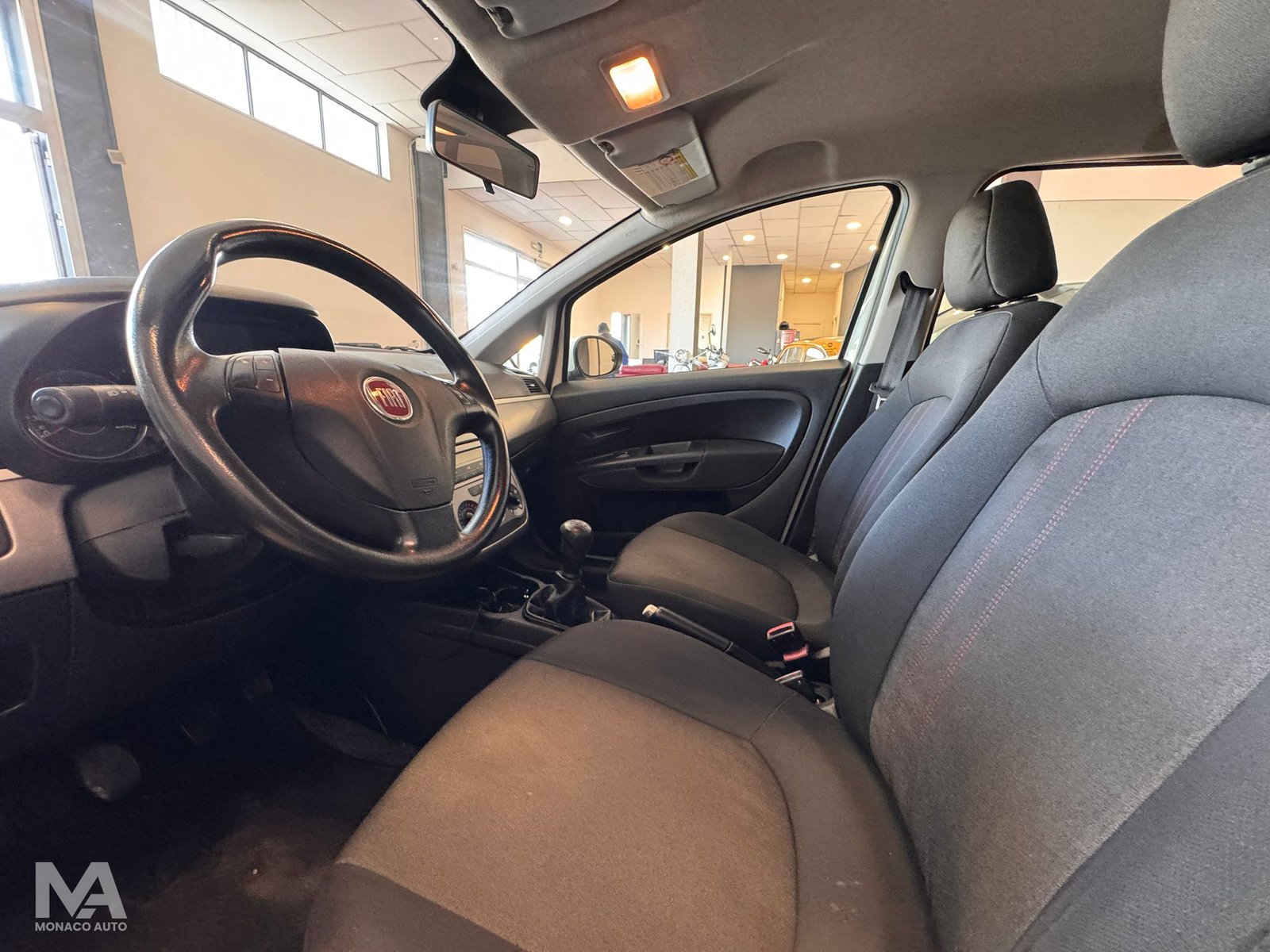 Fiat Punto 1.3 MJT II S&S 85 CV ECO Pop – 2012