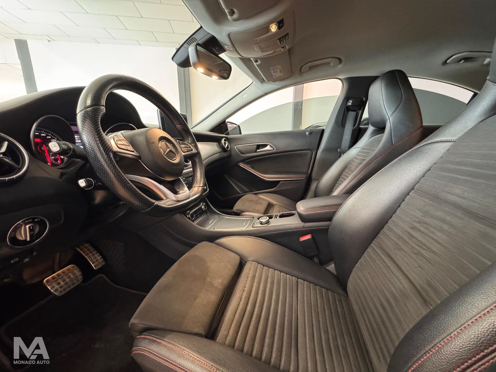 Mercedes-benz CLA 200D 135cv Automatic Premium – 2018