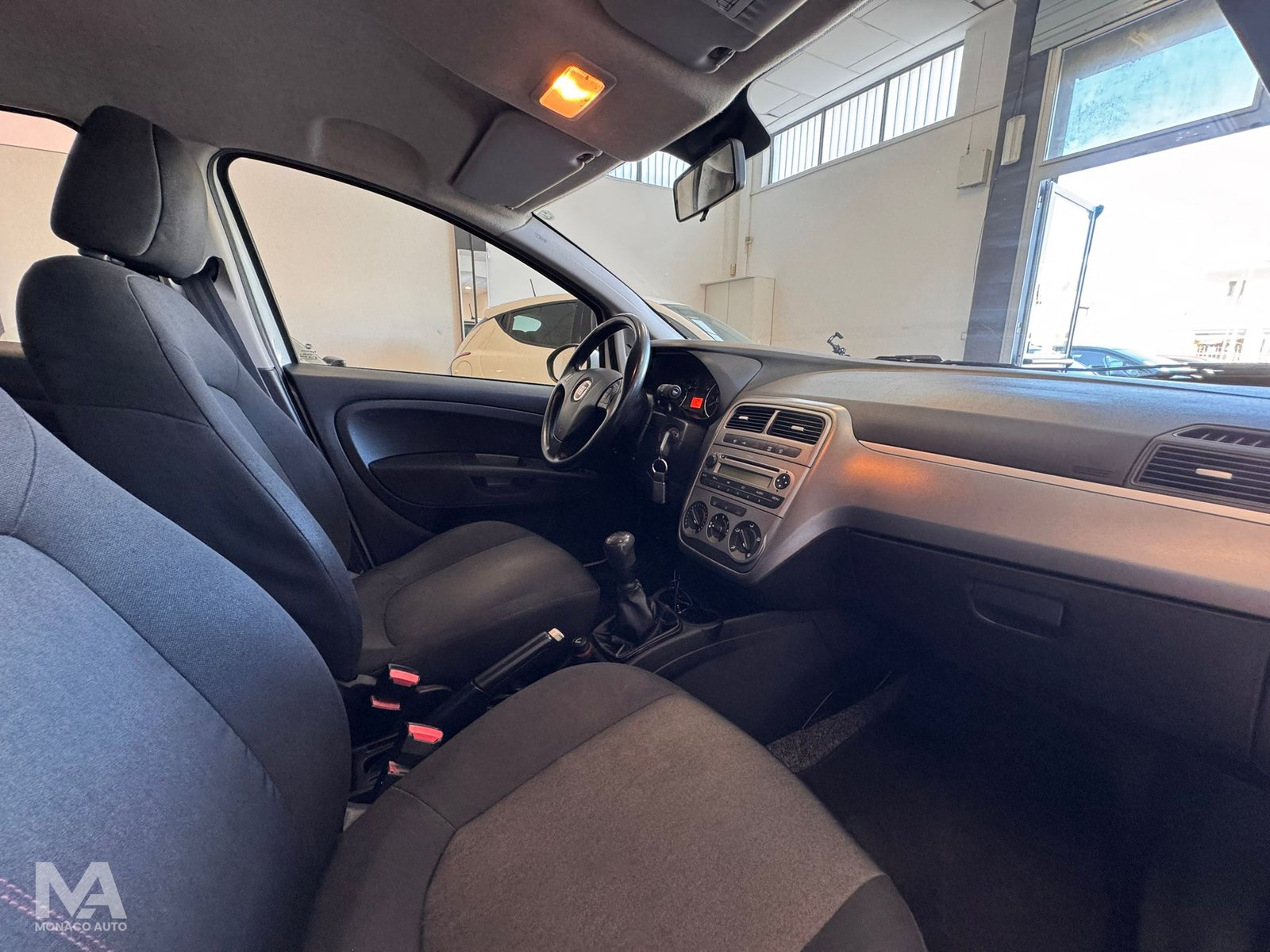 Fiat Punto 1.3 MJT II S&S 85 CV ECO Pop – 2012