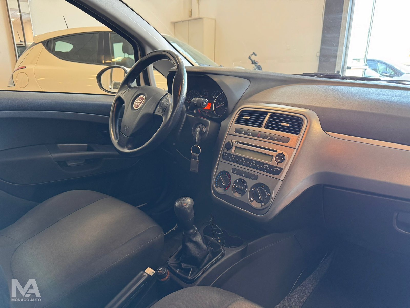 Fiat Punto 1.3 MJT II S&S 85 CV ECO Pop – 2012