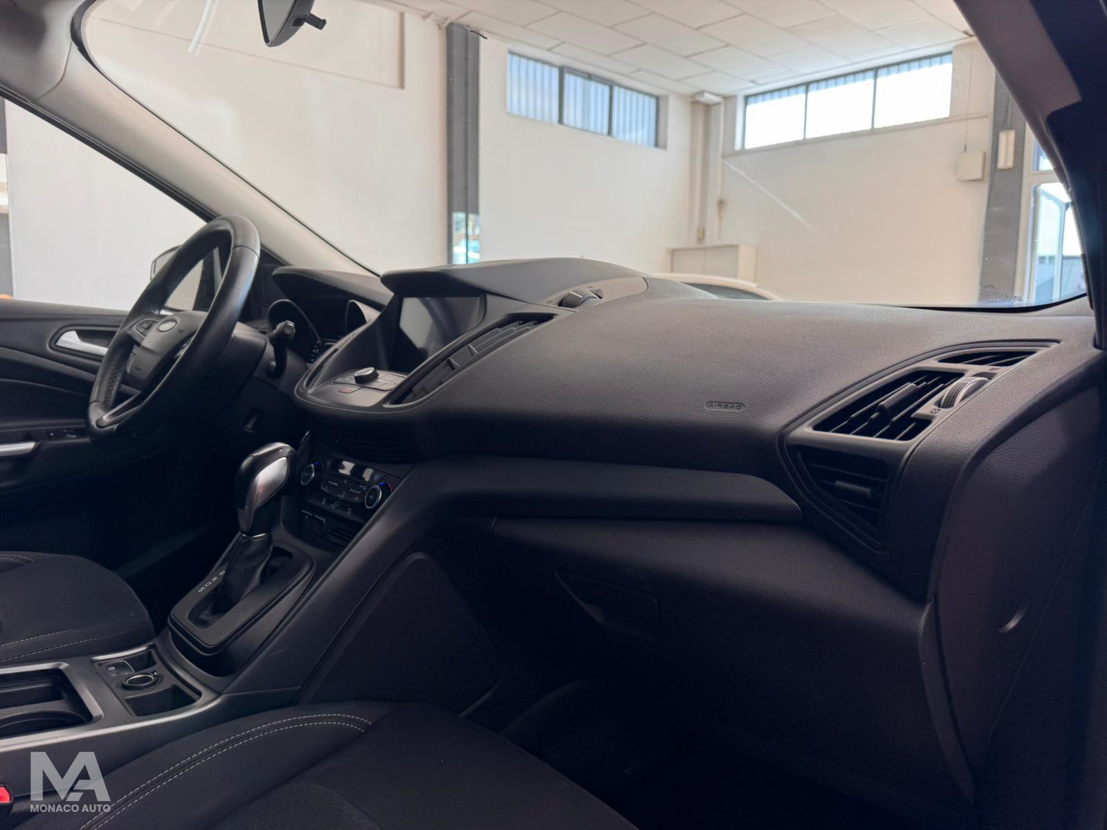 Ford Kuga 2.0 TDCI 120 CV S&S 2WD Business – 2020