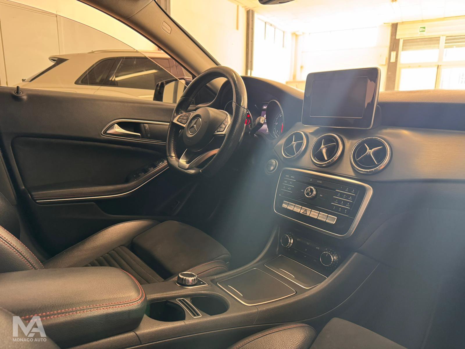 Mercedes-benz CLA 200D 135cv Automatic Premium – 2018
