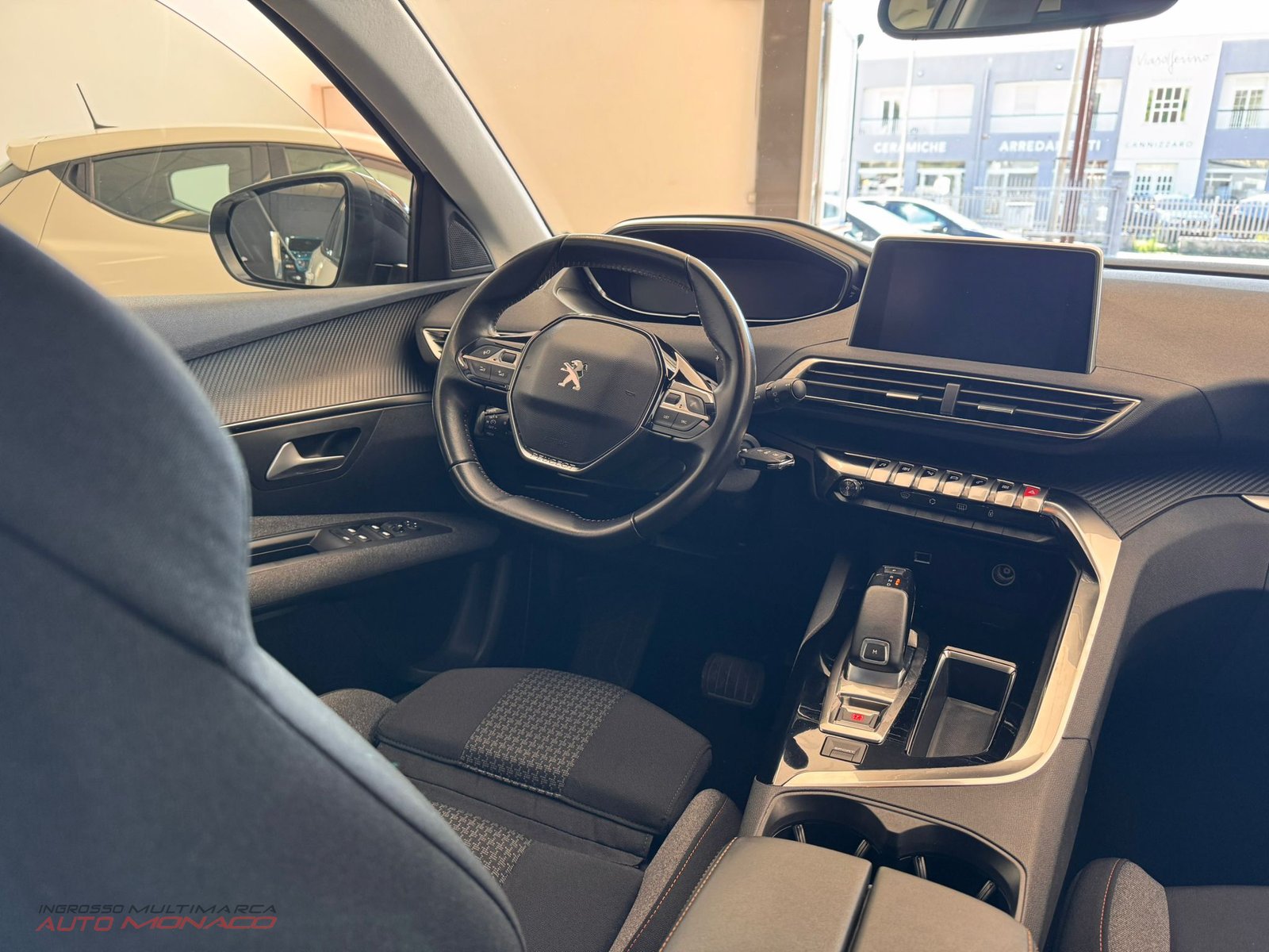 Peugeot 3008 BlueHDi 130 S&S EAT8 Business 2020 130cv