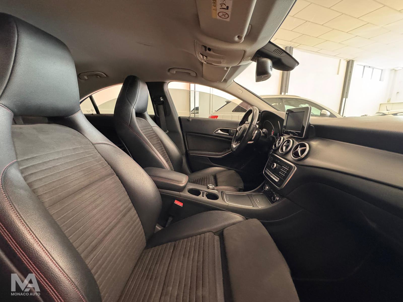 Mercedes-benz CLA 200D 135cv Automatic Premium – 2018