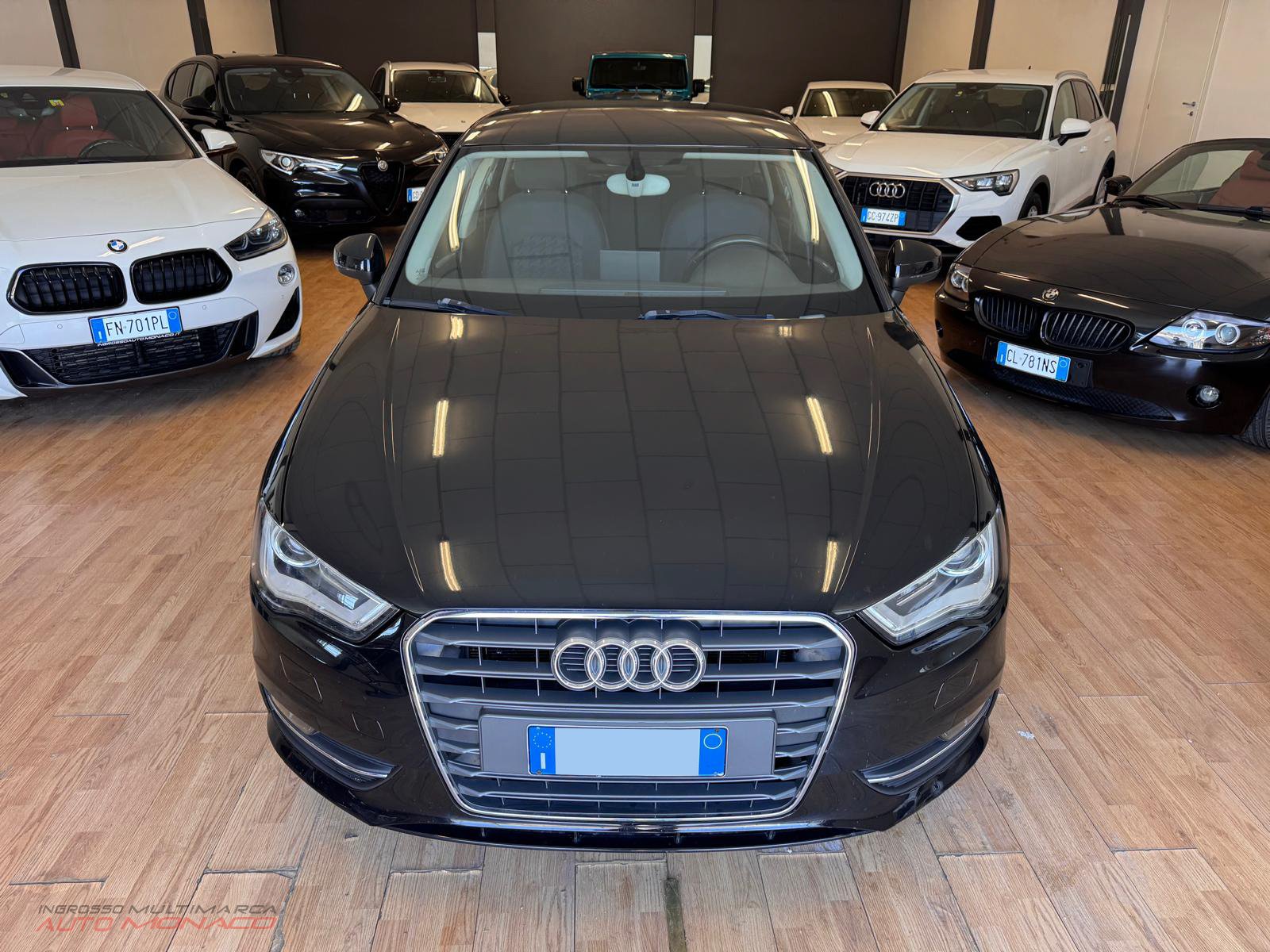 Audi A3 1.6 TDI 105cv Business 2014