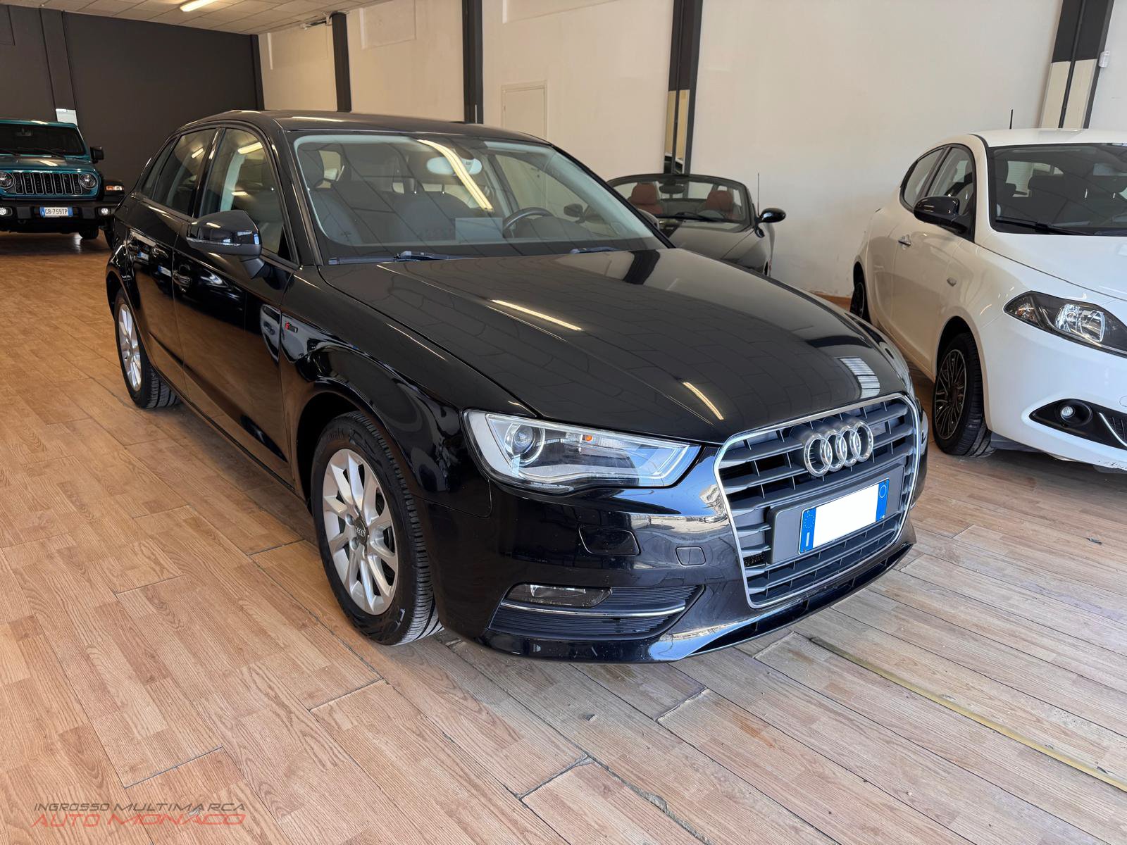 Audi A3 1.6 TDI 105cv Business 2014
