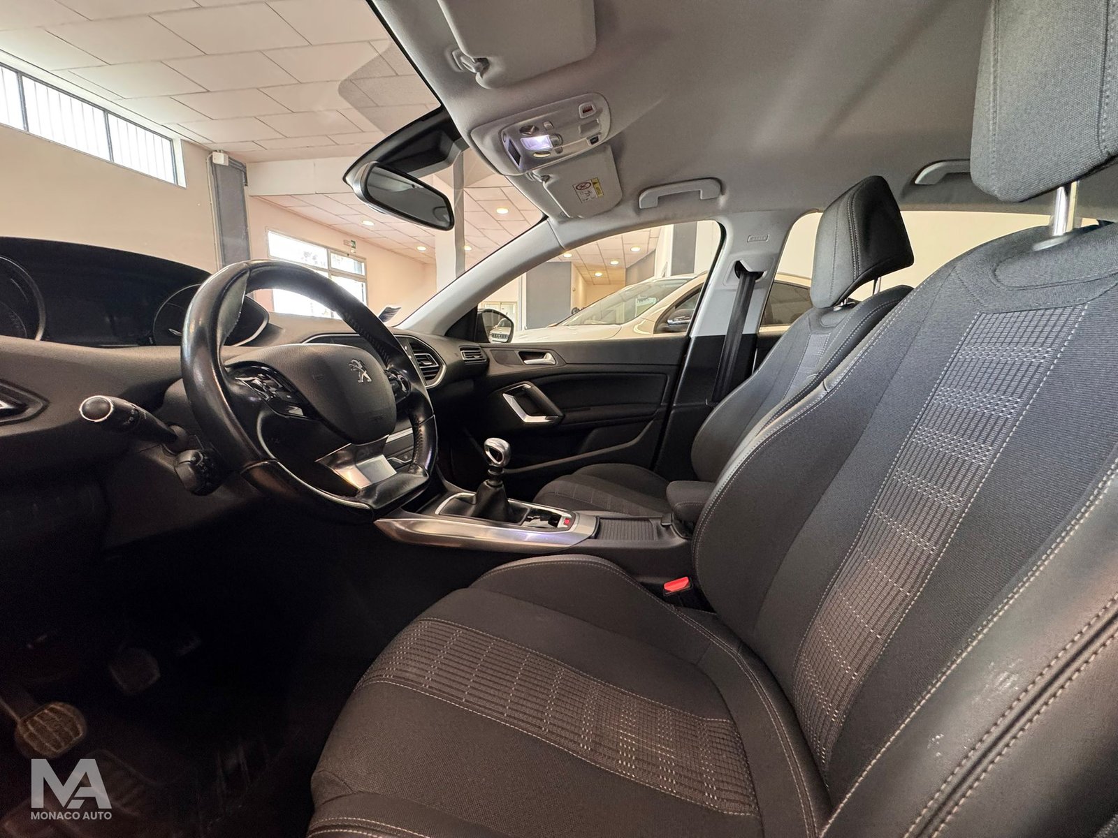 Peugeot 308 BlueHDi 130cv S&S Allure 2018