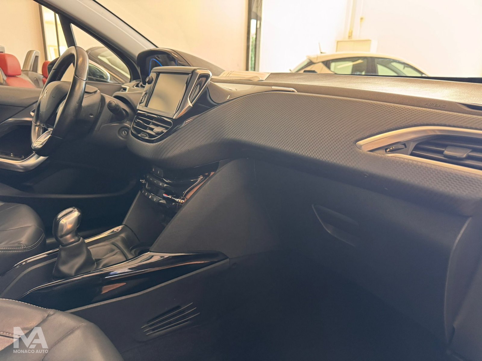 Peugeot 2008 Allure 1.5 HDi 100 92cv 2015