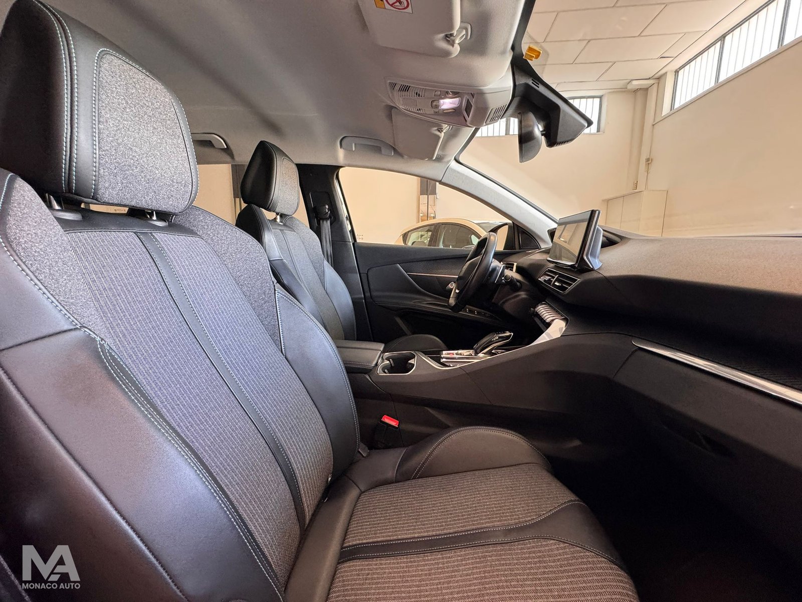 Peugeot 3008 BlueHDi 130 S&S EAT8 Allure 2022
