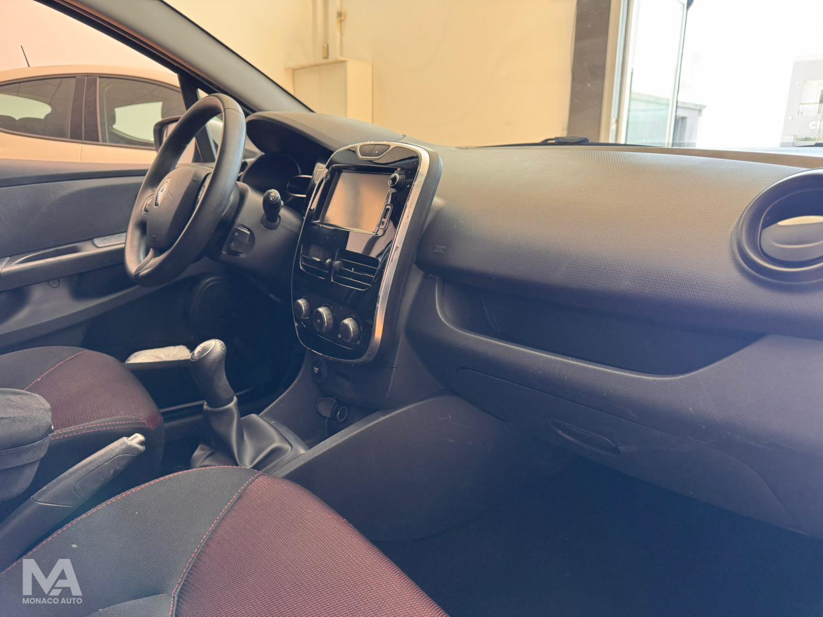 Renault Clio 1.5 dCi 8V 75CV zen 2015