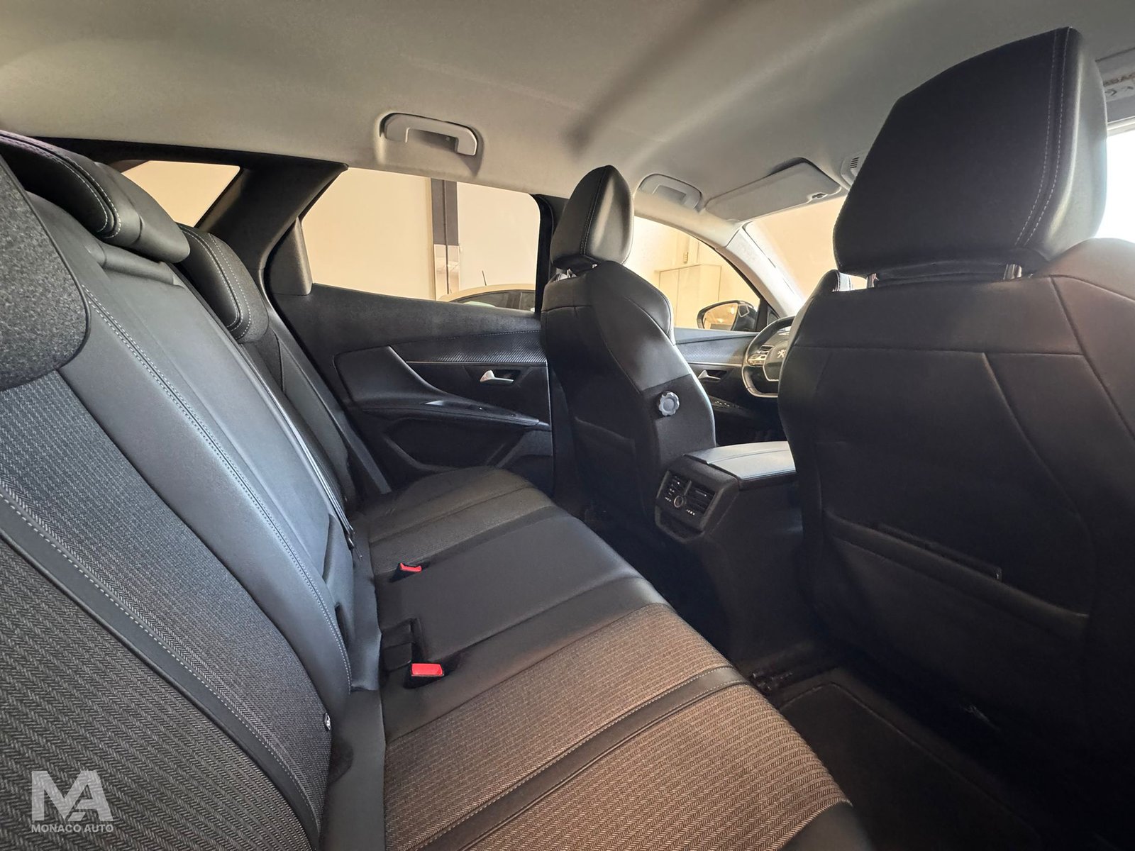 Peugeot 3008 BlueHDi 130 S&S EAT8 Allure 2022