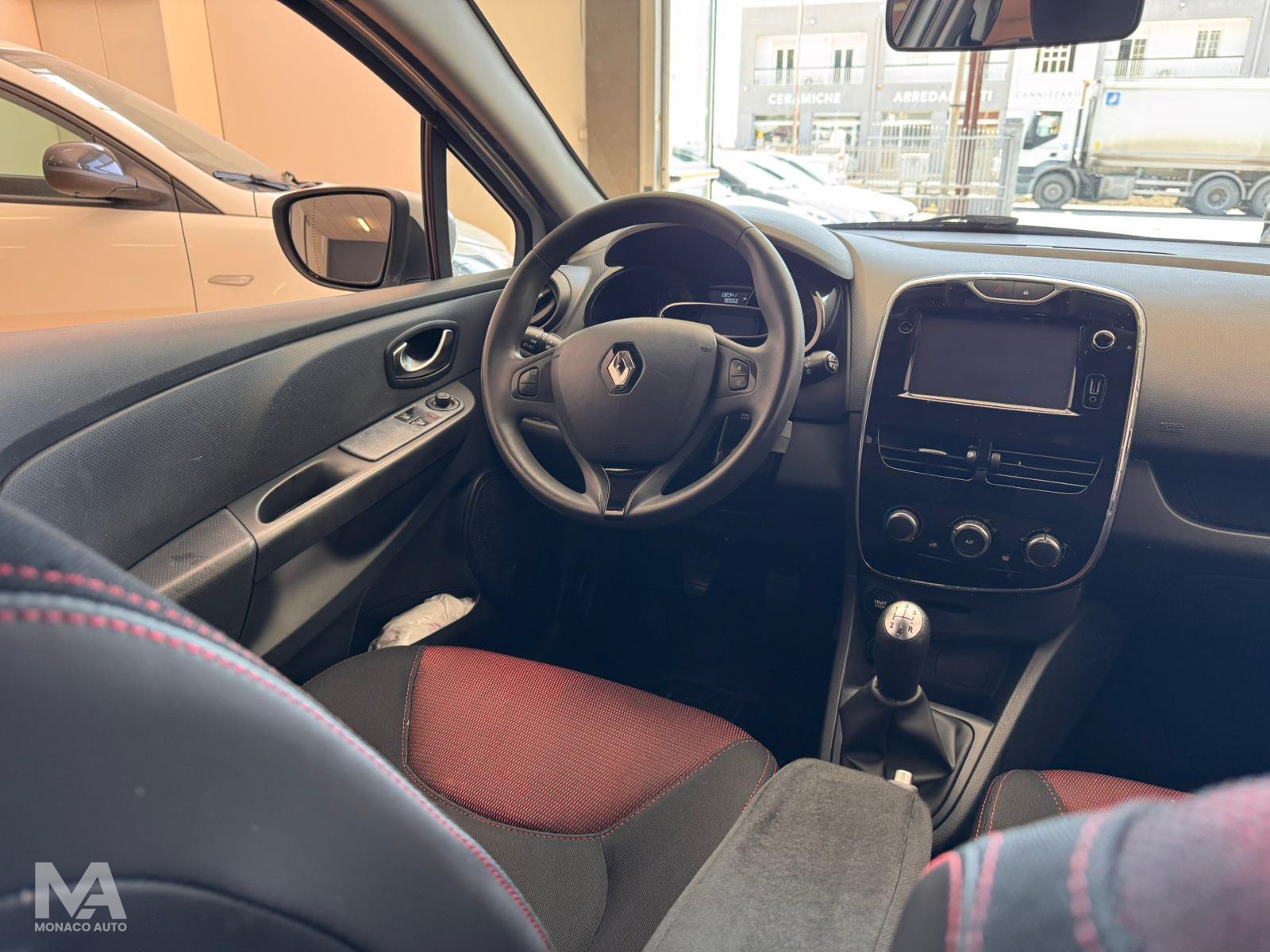 Renault Clio 1.5 dCi 8V 75CV zen 2015