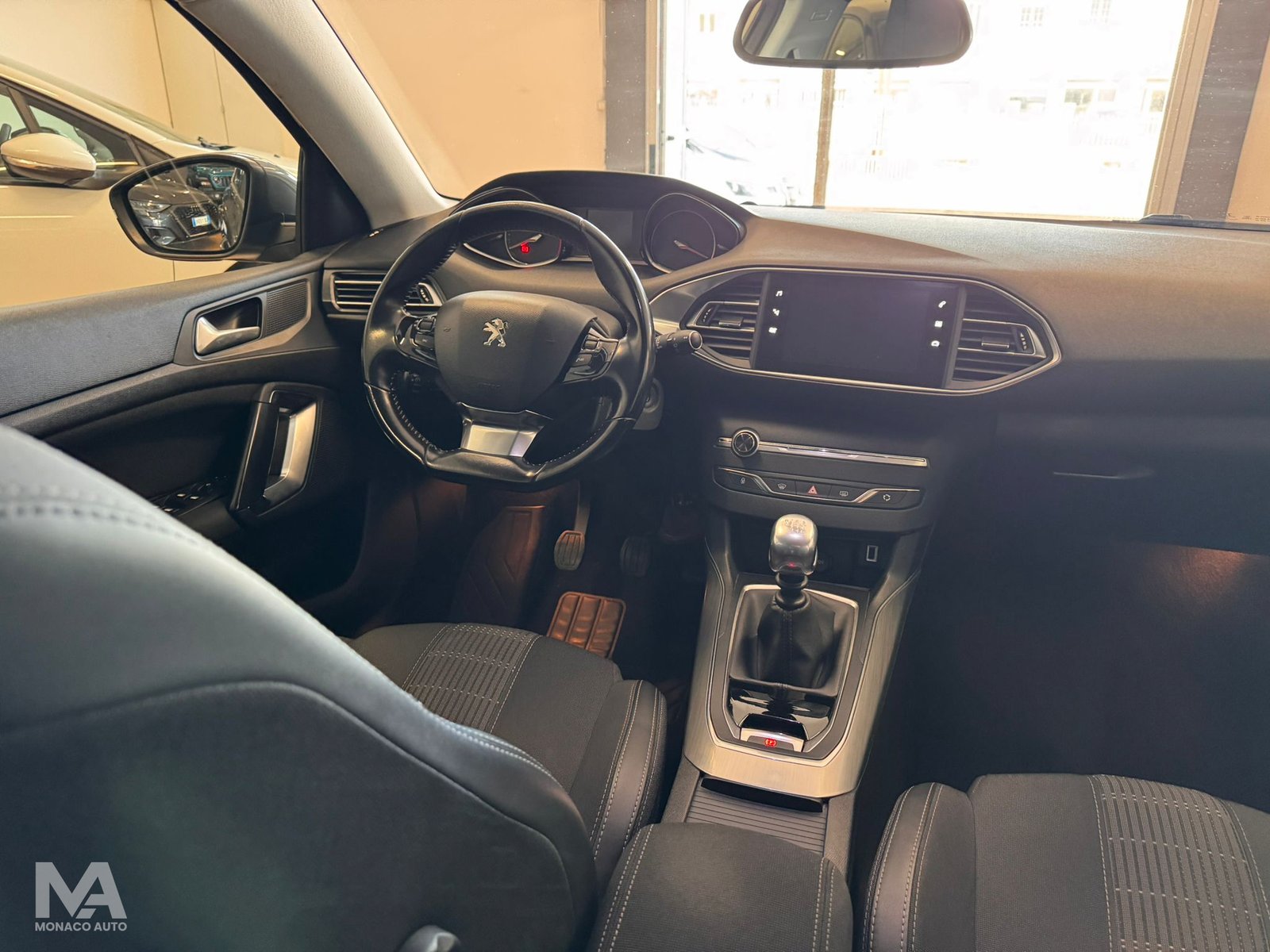 Peugeot 308 BlueHDi 130cv S&S Allure 2018