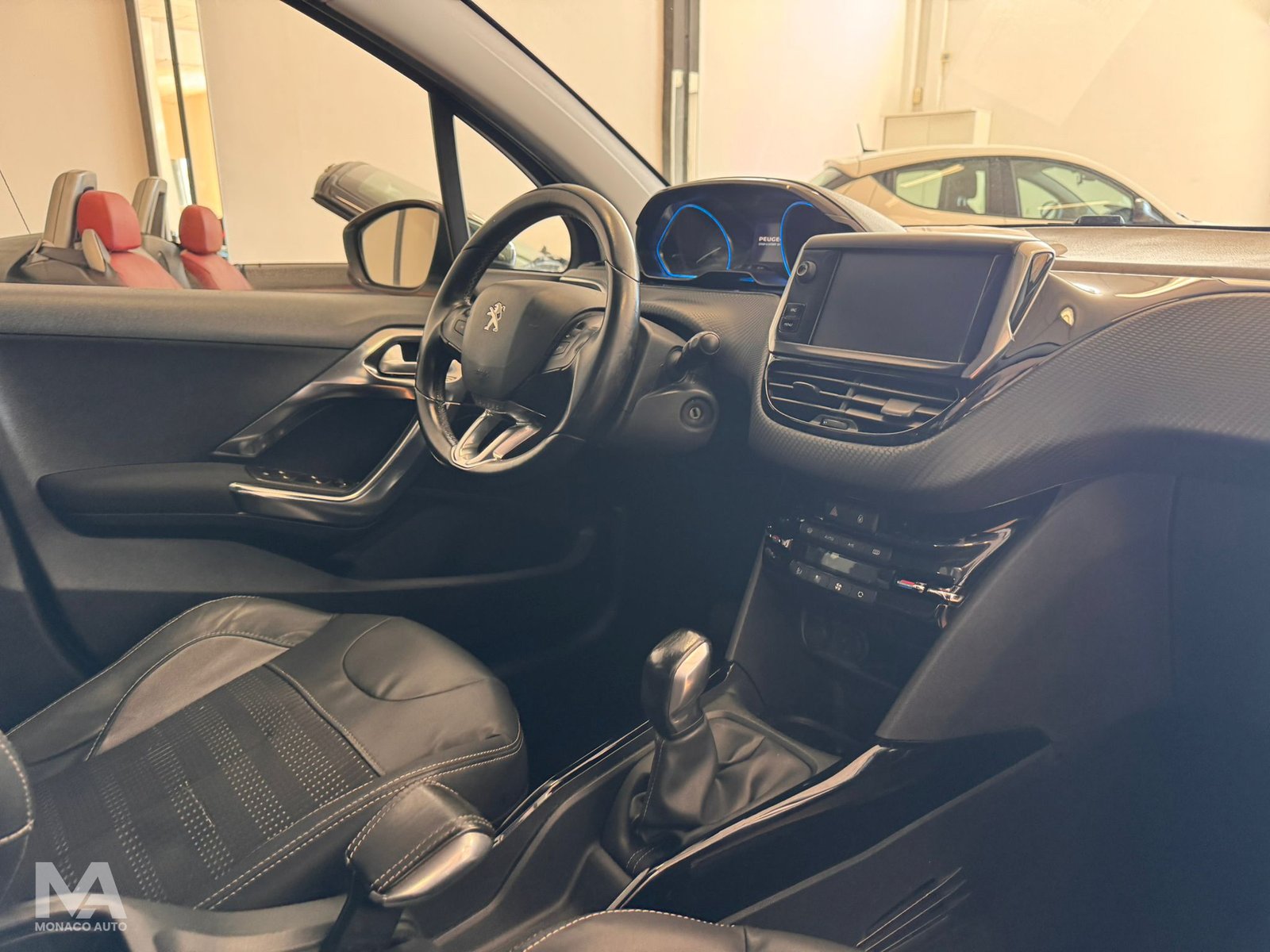 Peugeot 2008 Allure 1.5 HDi 100 92cv 2015