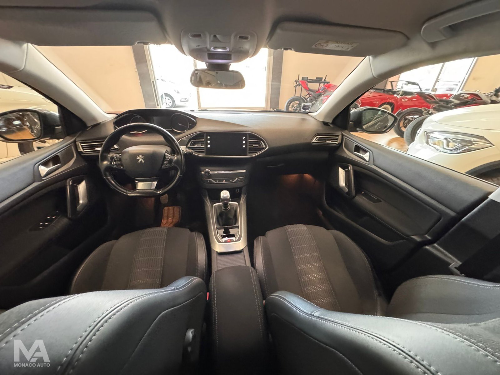 Peugeot 308 BlueHDi 130cv S&S Allure 2018