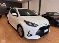 Toyota Yaris 1.5 90cv Hybrid Business 2021