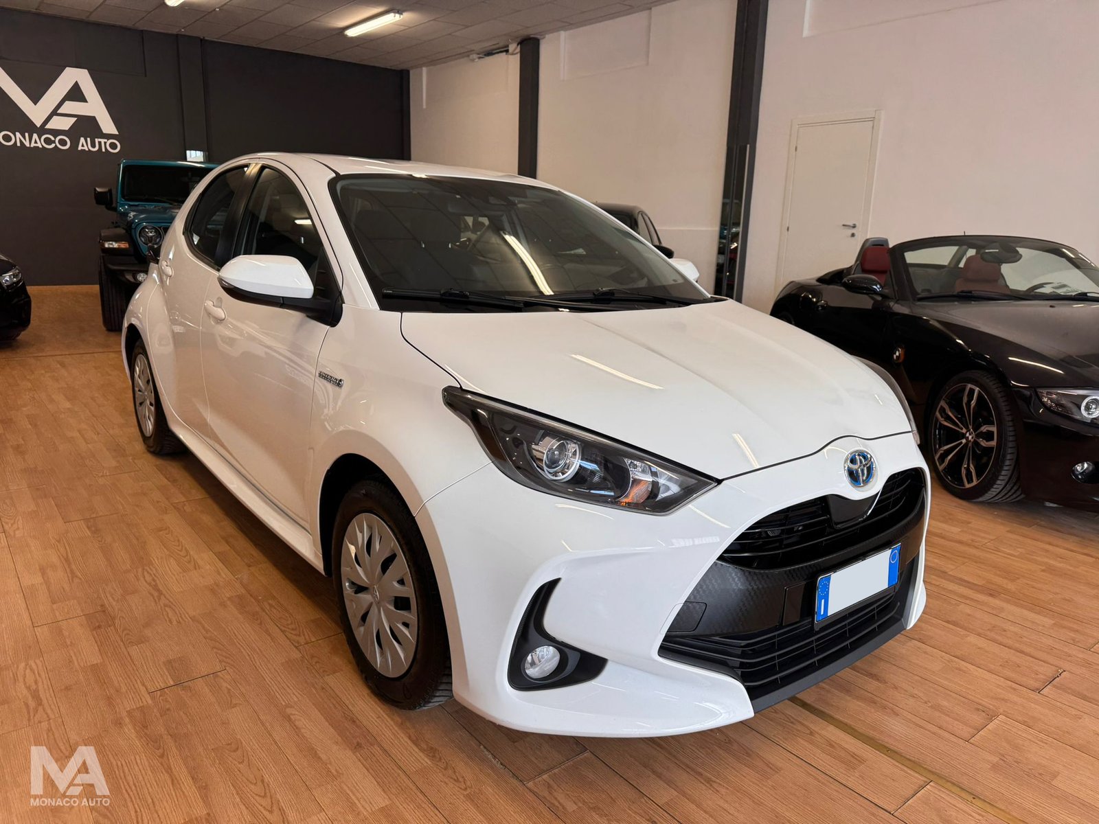 Toyota Yaris 1.5 90cv Hybrid Business 2021