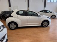 Toyota Yaris 1.5 90cv Hybrid Business 2021