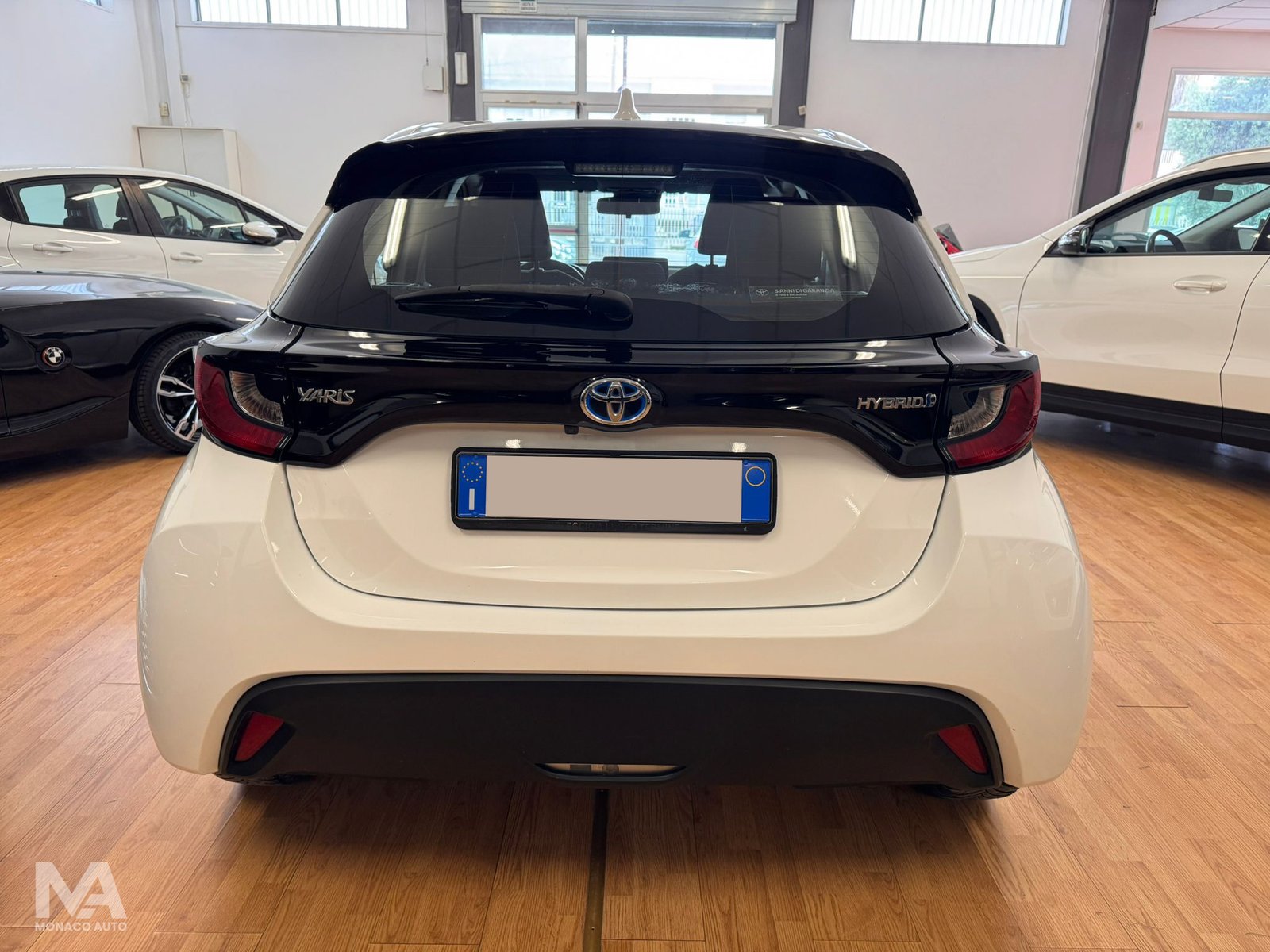 Toyota Yaris 1.5 90cv Hybrid Business 2021