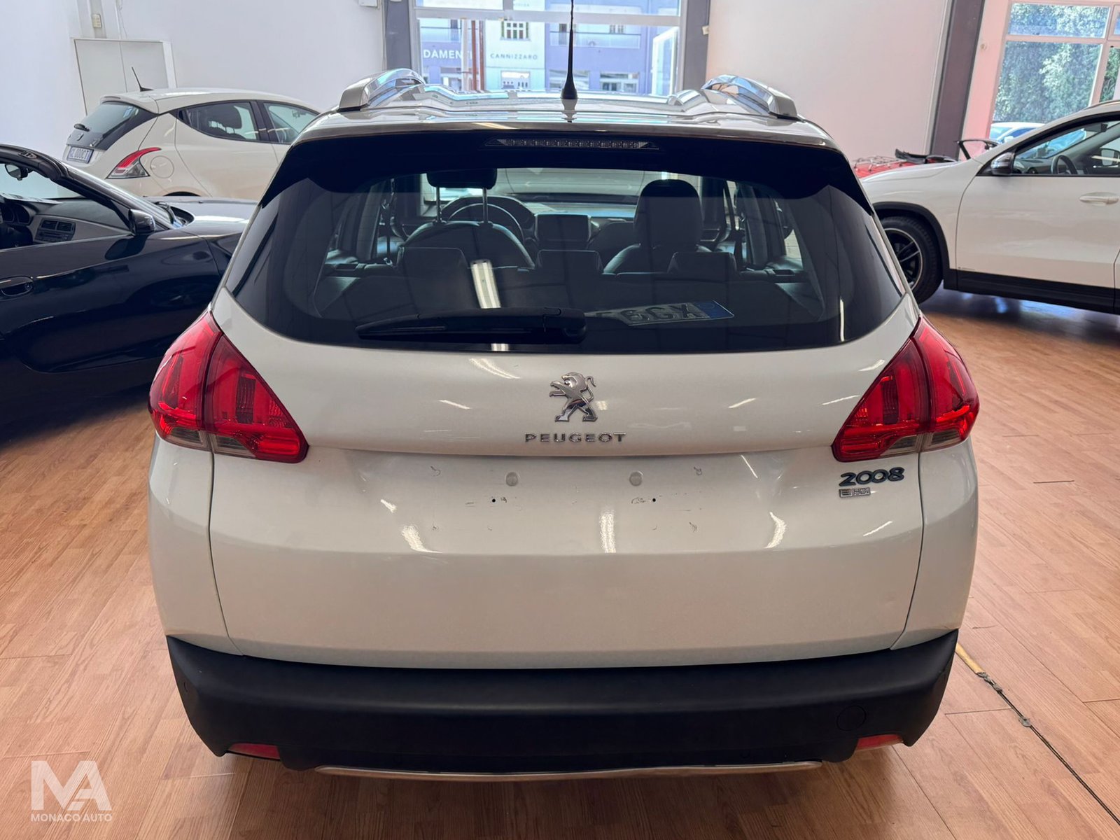 Peugeot 2008 Allure 1.5 HDi 100 92cv 2015