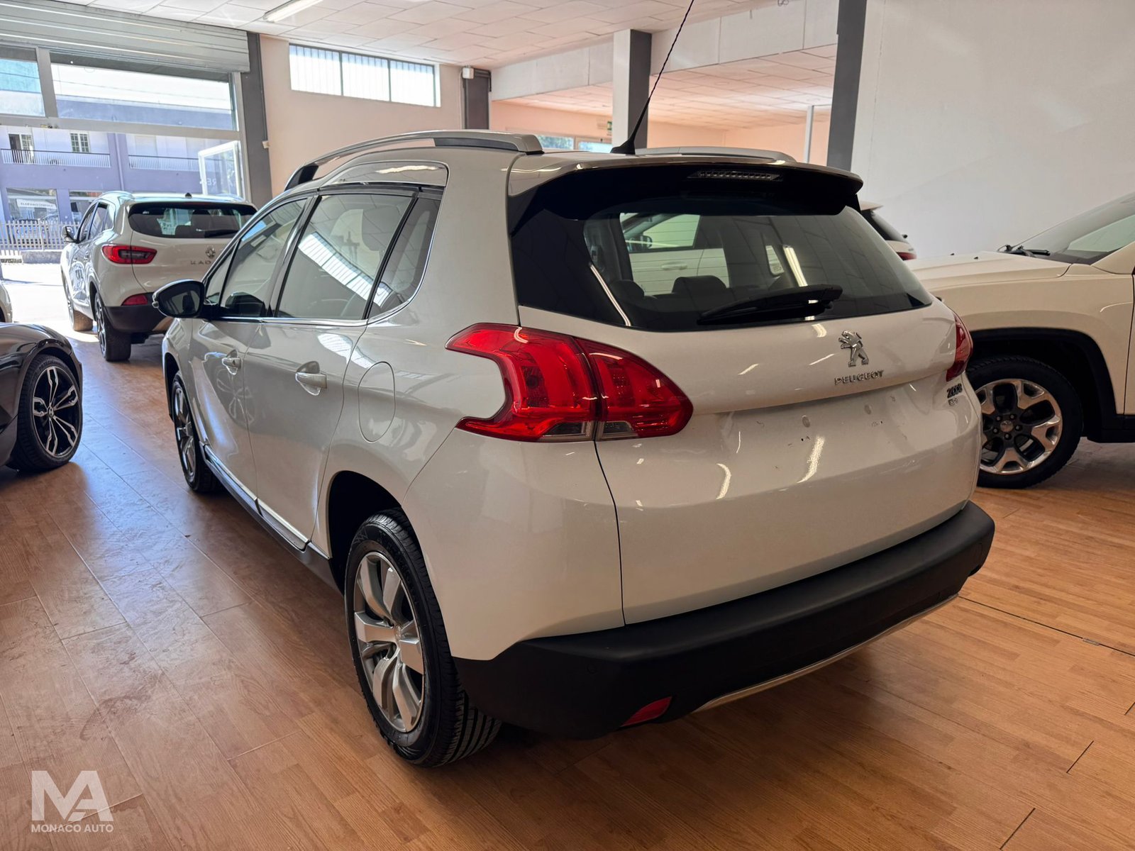 Peugeot 2008 Allure 1.5 HDi 100 92cv 2015