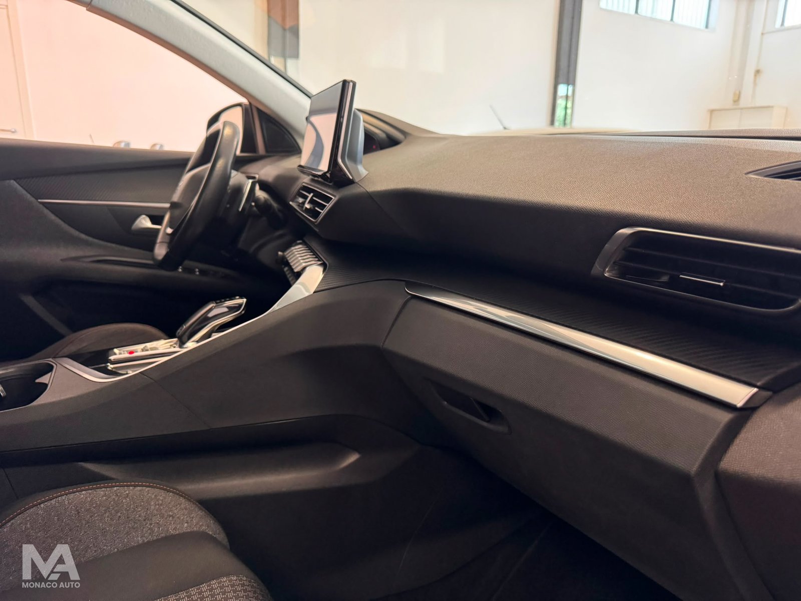 Peugeot 3008 1.5 BlueHDi 130cv Business 2020