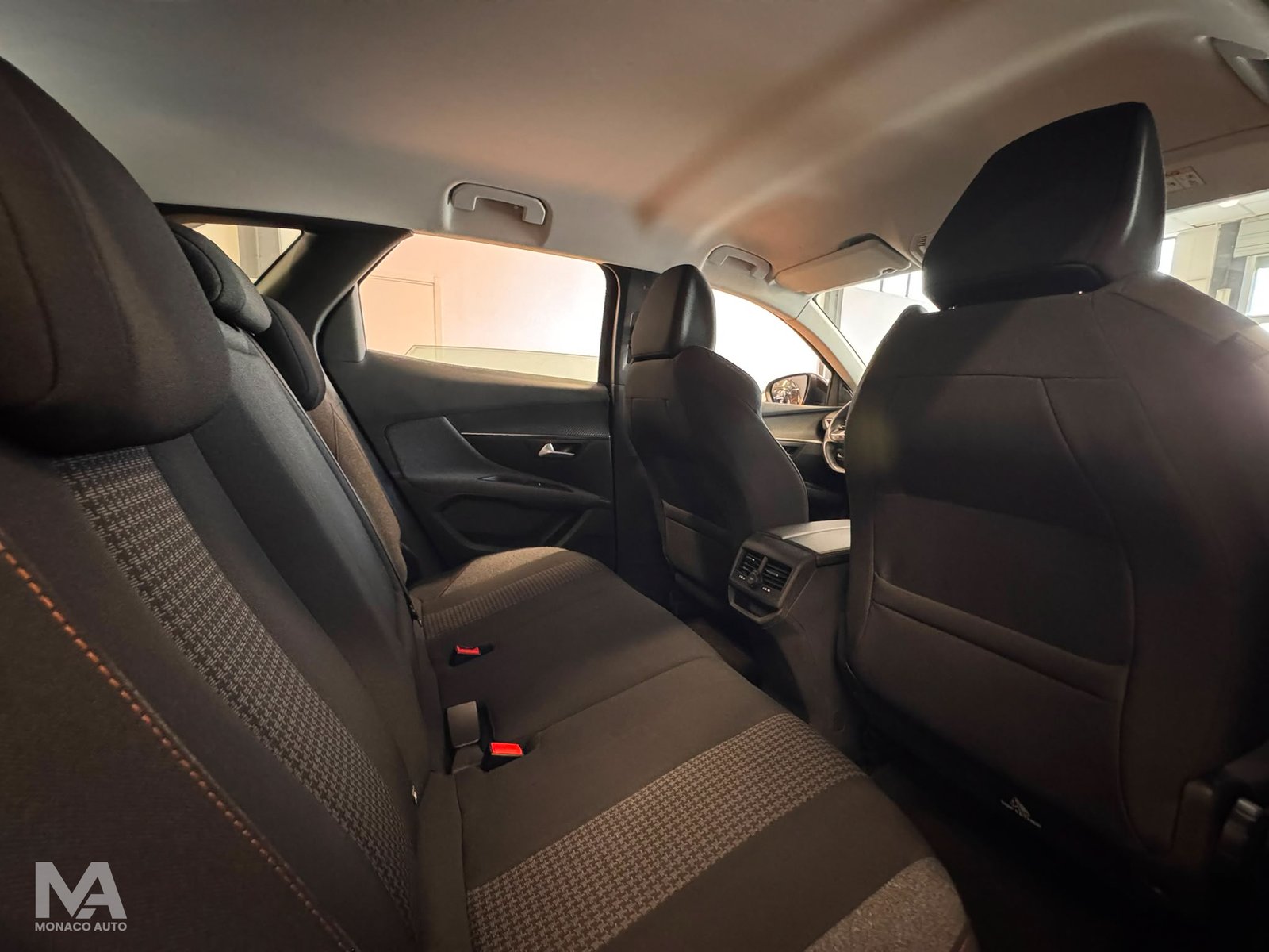 Peugeot 3008 1.5 BlueHDi 130cv Business 2020