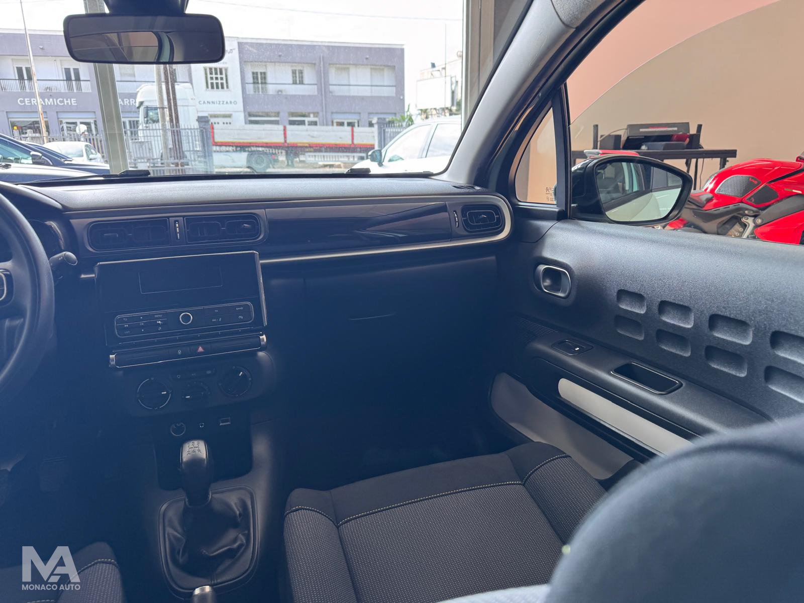 Citroen C3 PureTech 82 GPL Shine