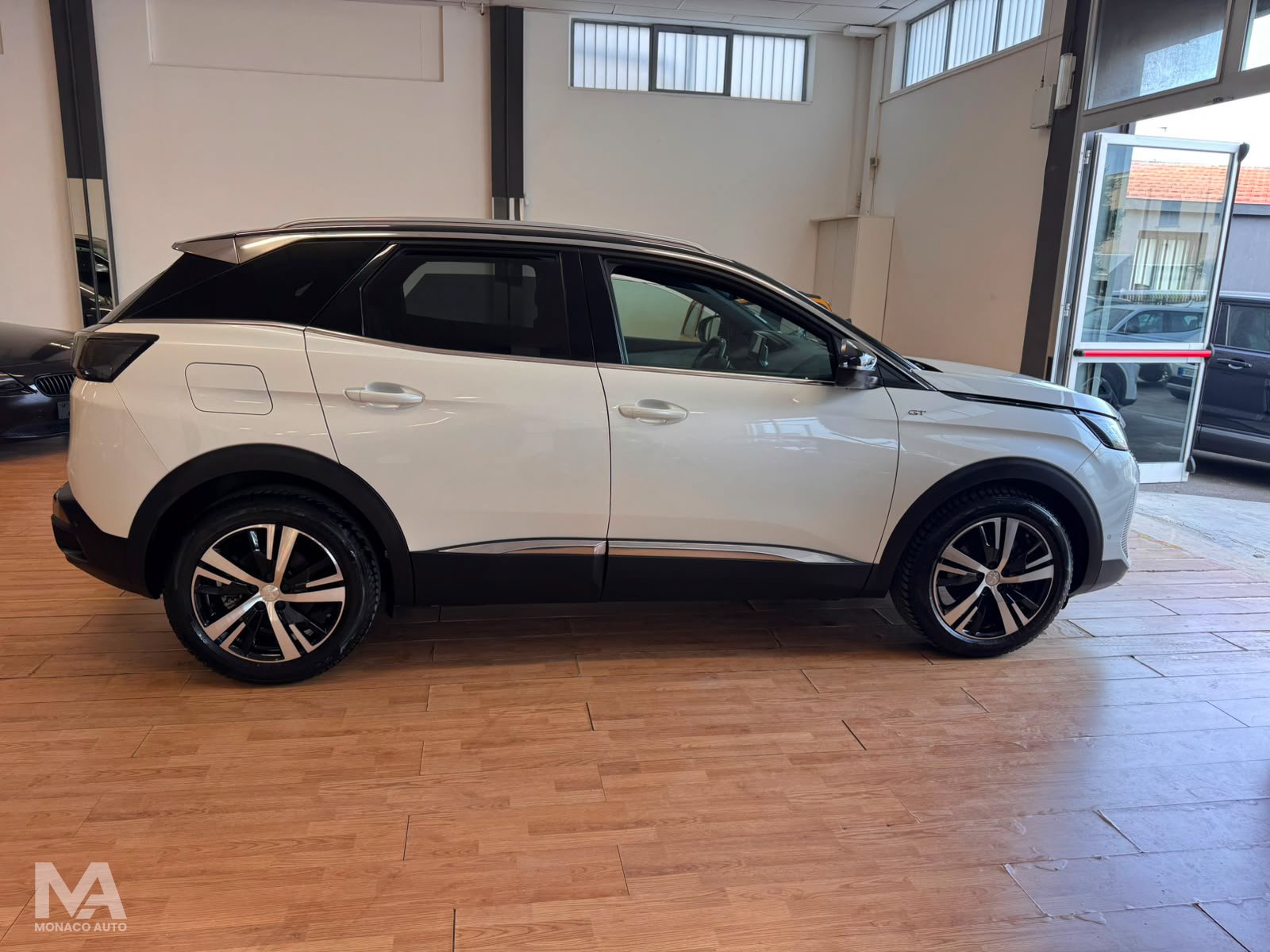 Peugeot 3008 BlueHDi 130 S&S EAT8 GT 2022