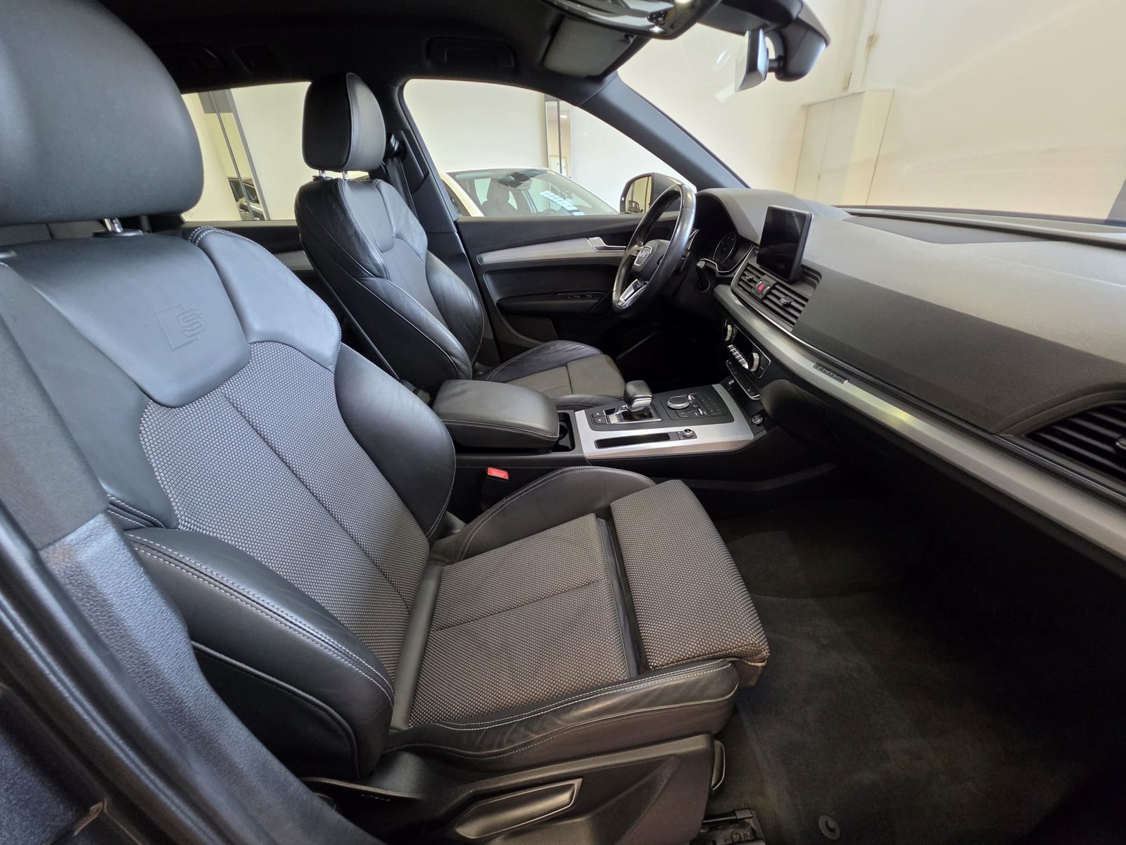 Audi Q5 2.0 TDI 163CV S-LINE 2017
