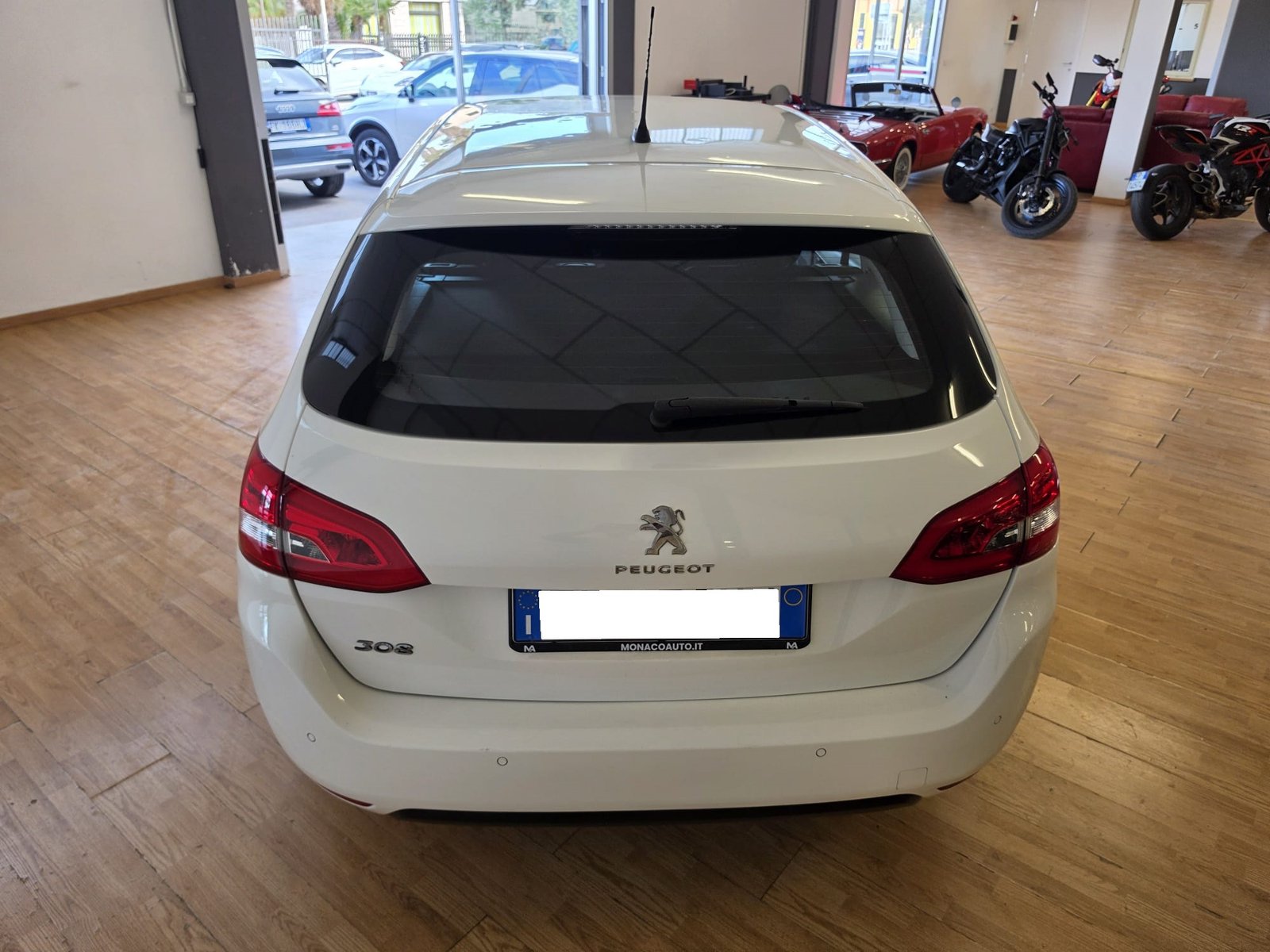 Peugeot 308 1.5 BlueHDi 100CV Business 2019
