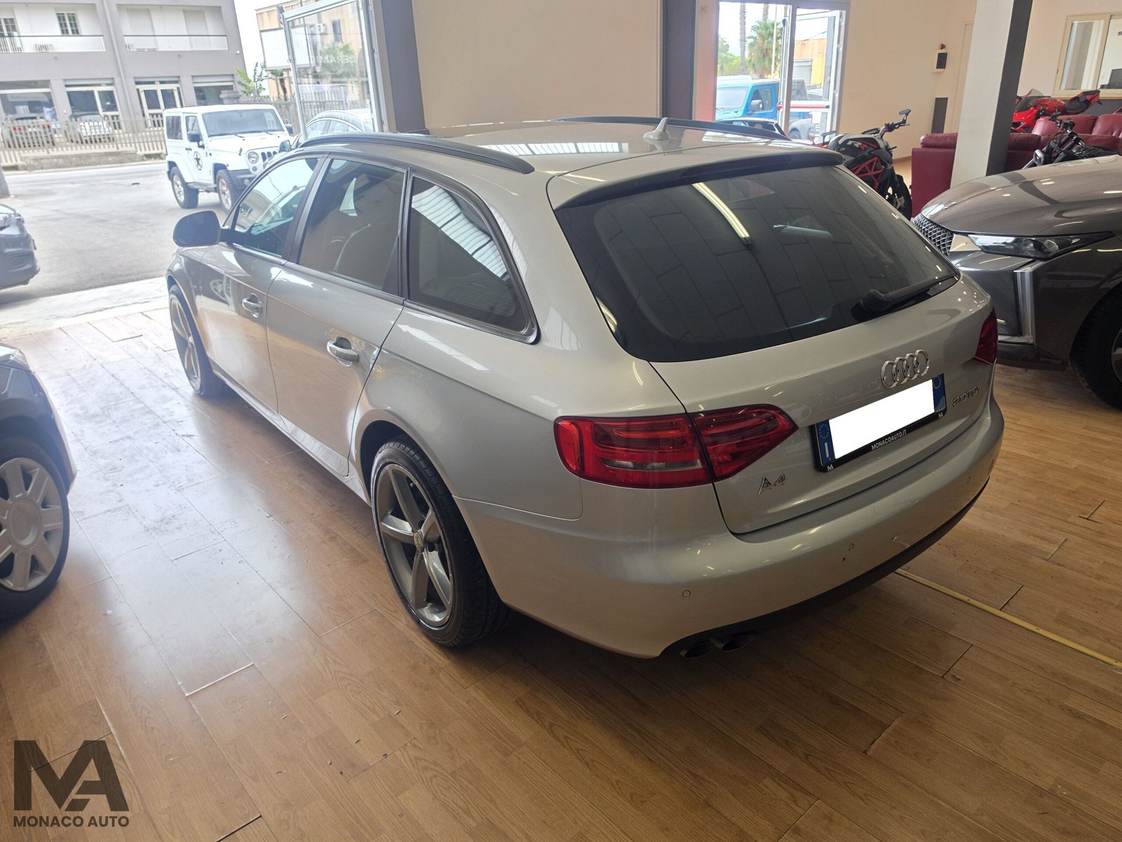 AUDI A4 AVANT 2.0 TDI 143CV 2009