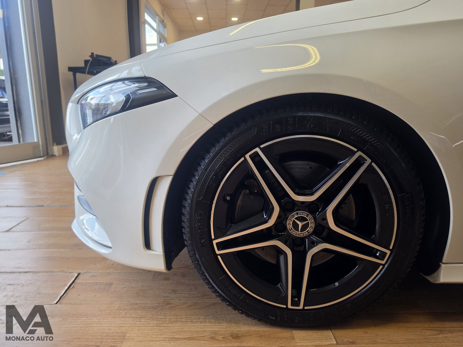 MERCEDES – BENZ A 220D PREMIUM AMG 190CV 2021