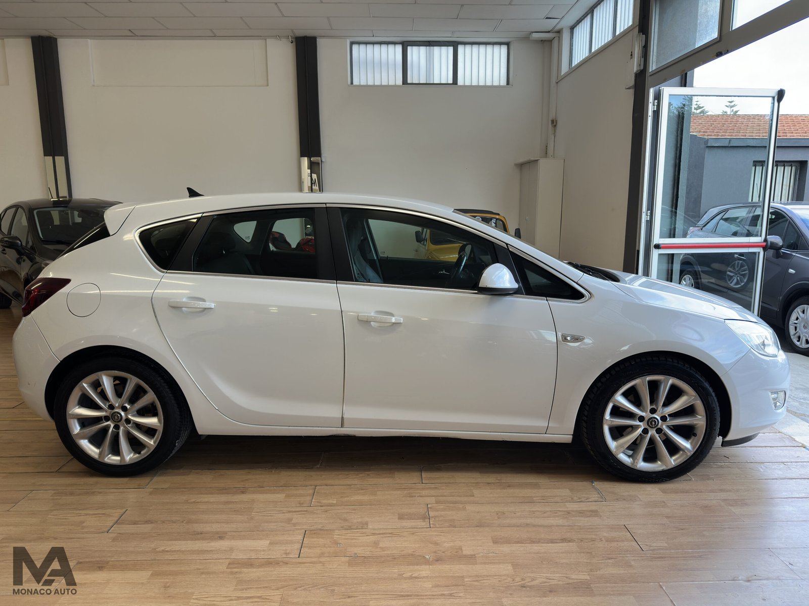 OPEL ASTRA COSMO 1.7 CDTI 110CV 2011