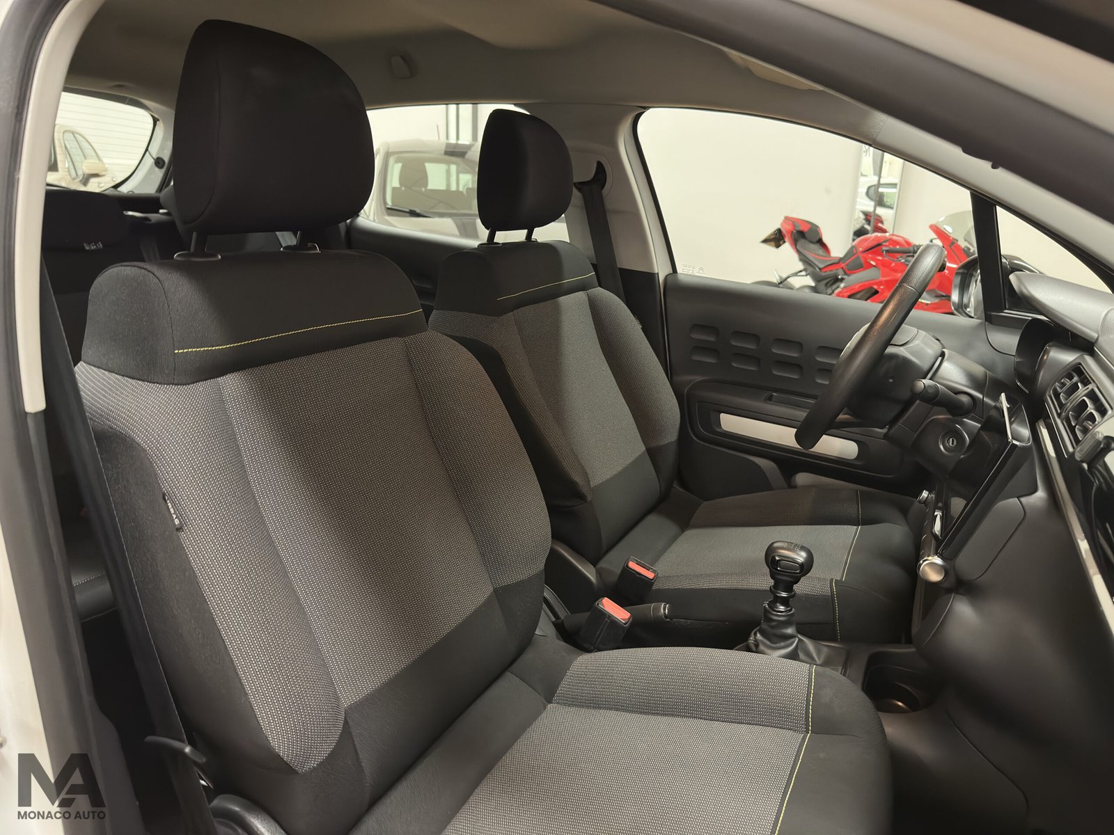 CITROEN C3 S&S SHINE BlUE HDi 100CV 2022