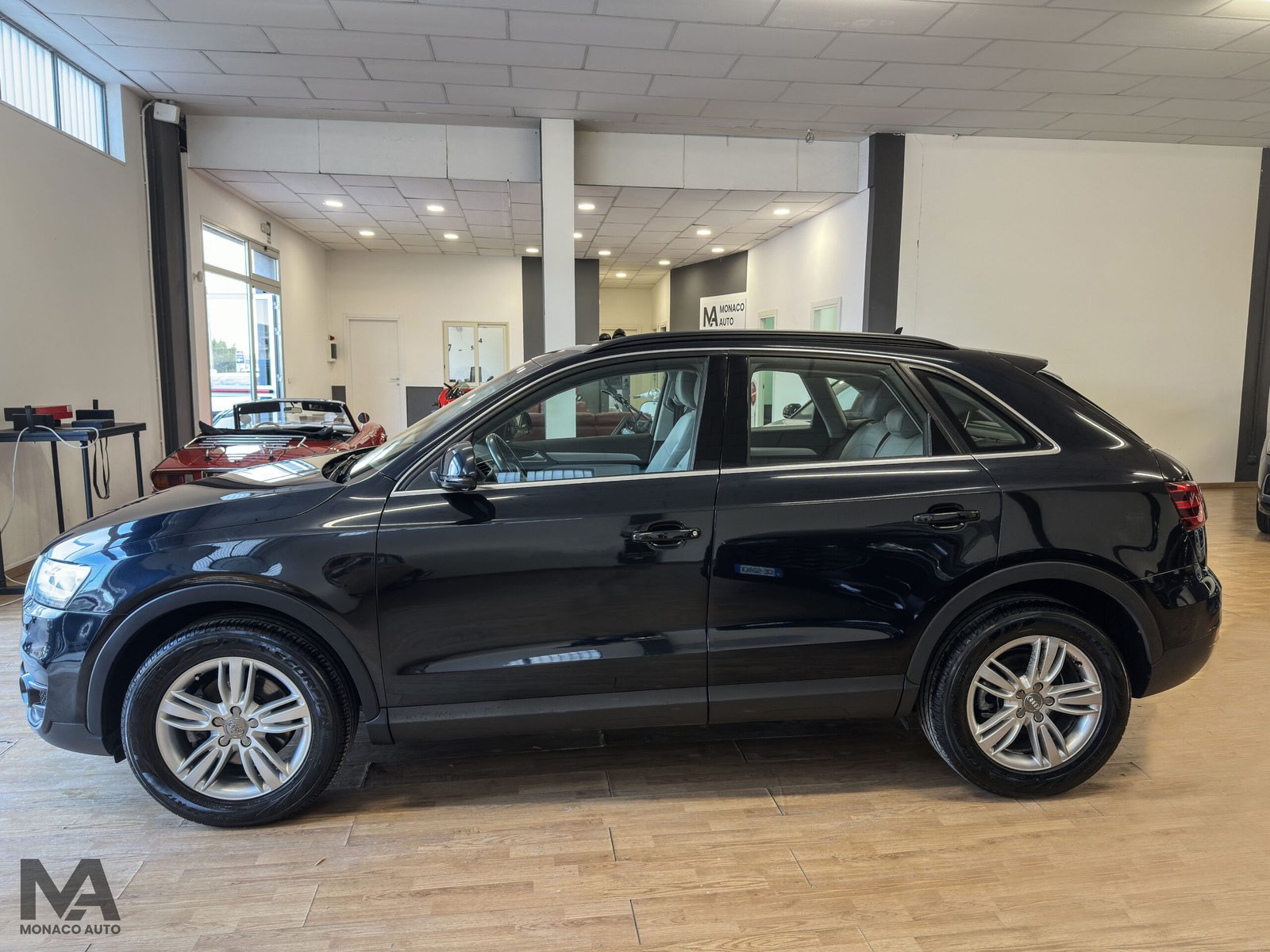 AUDI Q3 2.0TDI 140CV 2012