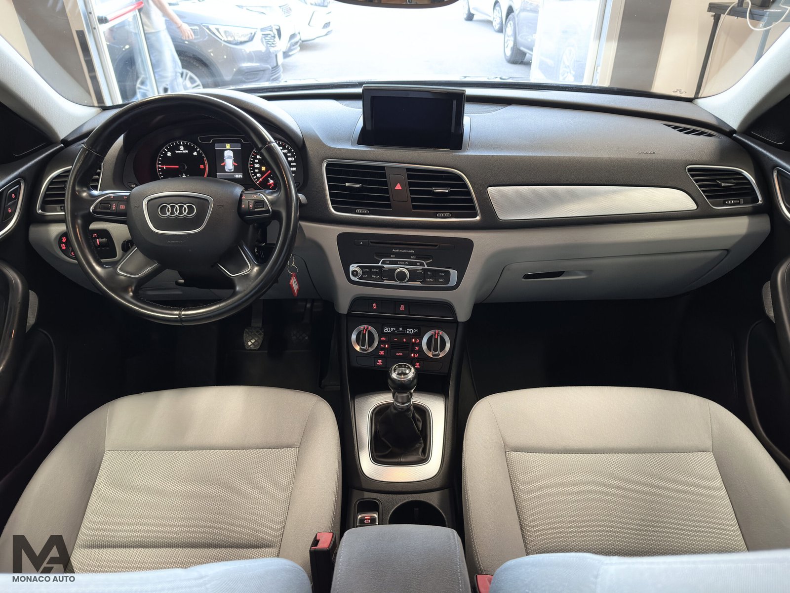 AUDI Q3 2.0TDI 140CV 2012