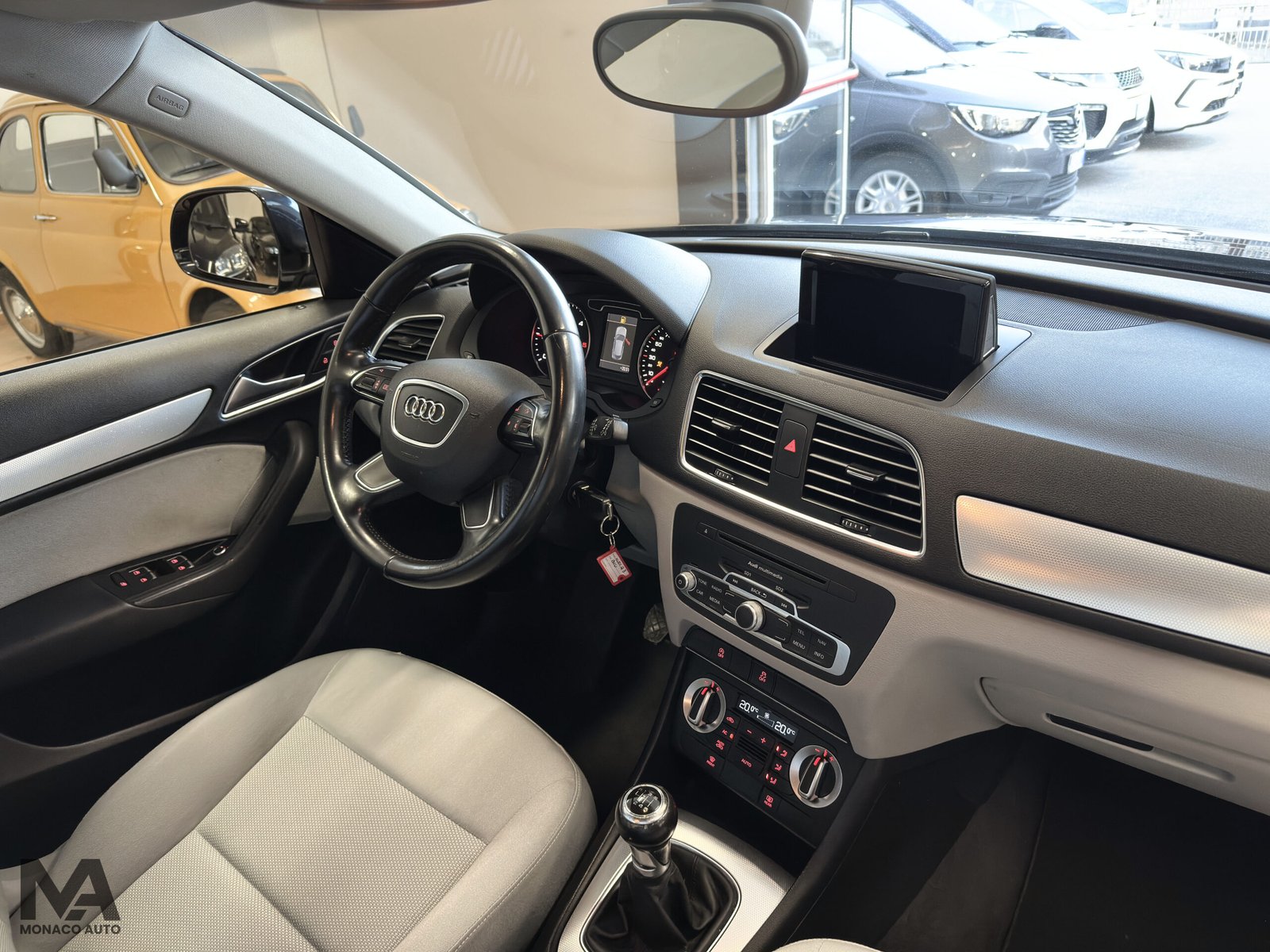 AUDI Q3 2.0TDI 140CV 2012